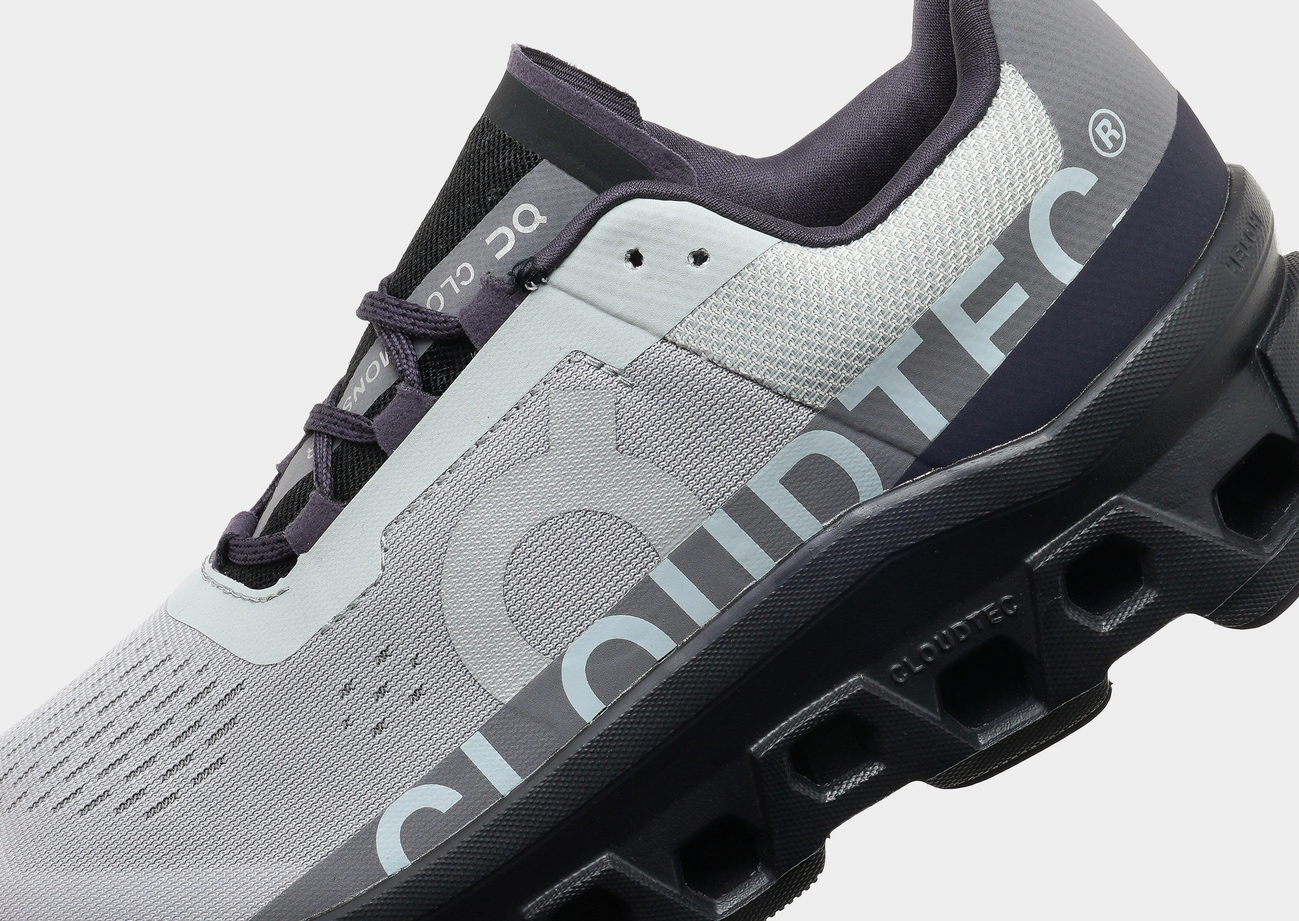 running in a bascule bridge area shoes Cloudmonster