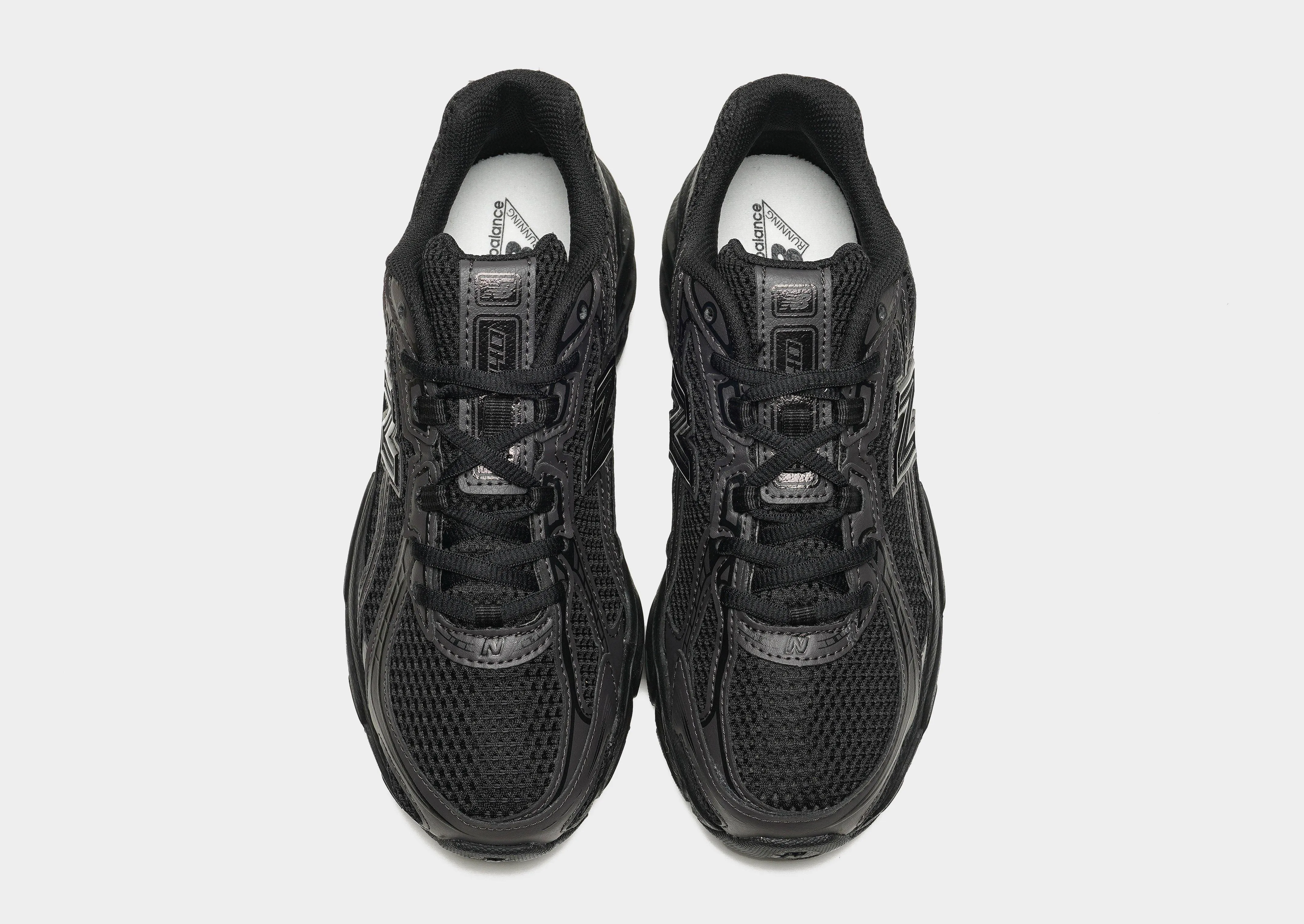 740 Women's theme - run running shoes
