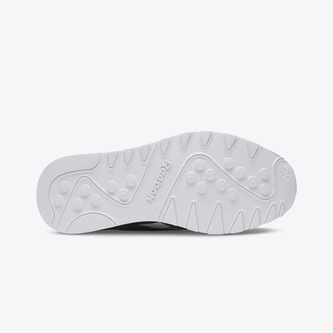 Reebok | CLASSIC NYLON 'COLLEGIATE GREEN/WHITE' Stable Chic Cool