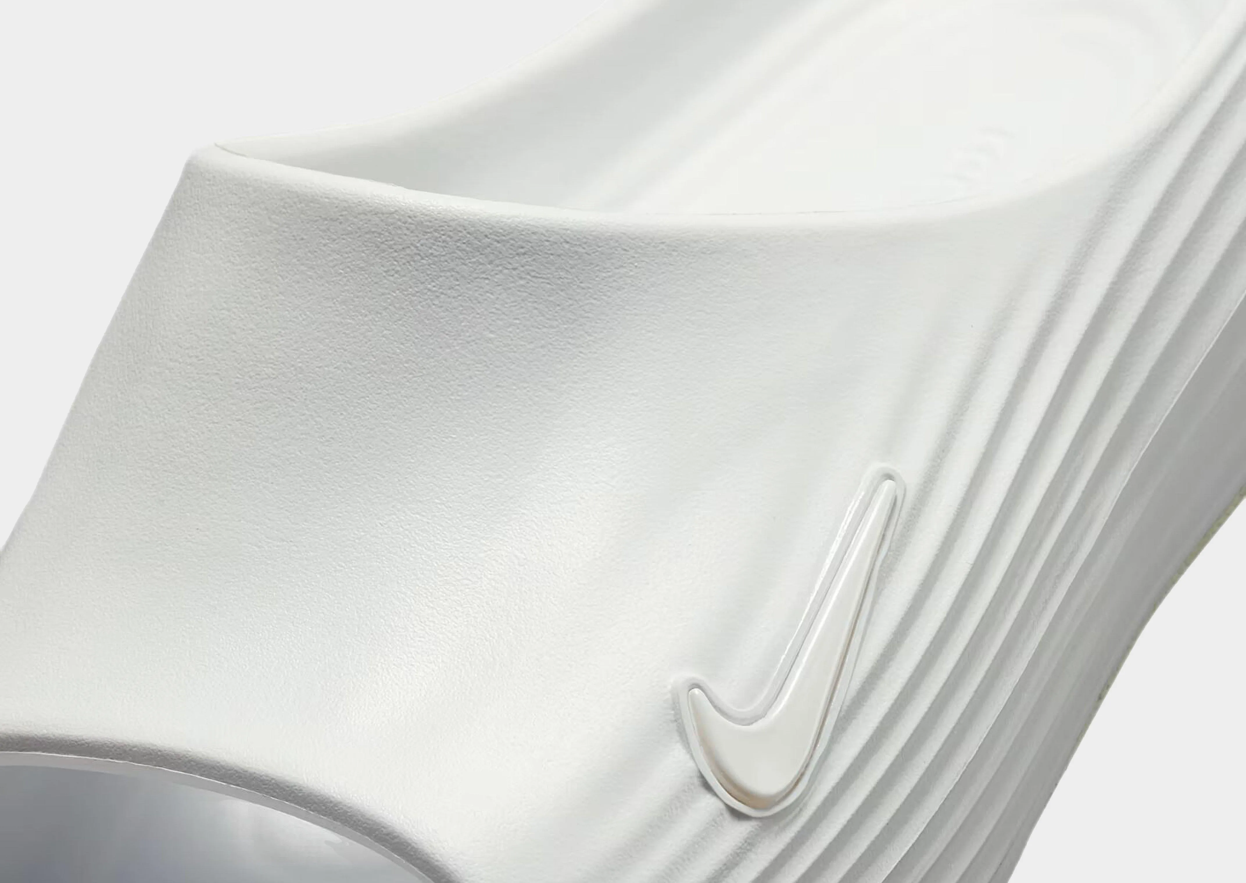 Instant Slip On ReactX Rejuven8 Slides