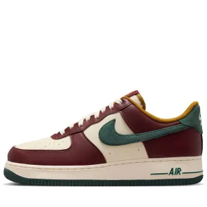Flexible stability Nike Air Force 1 '07 LV8 - Coconut Milk/Dark Team Red