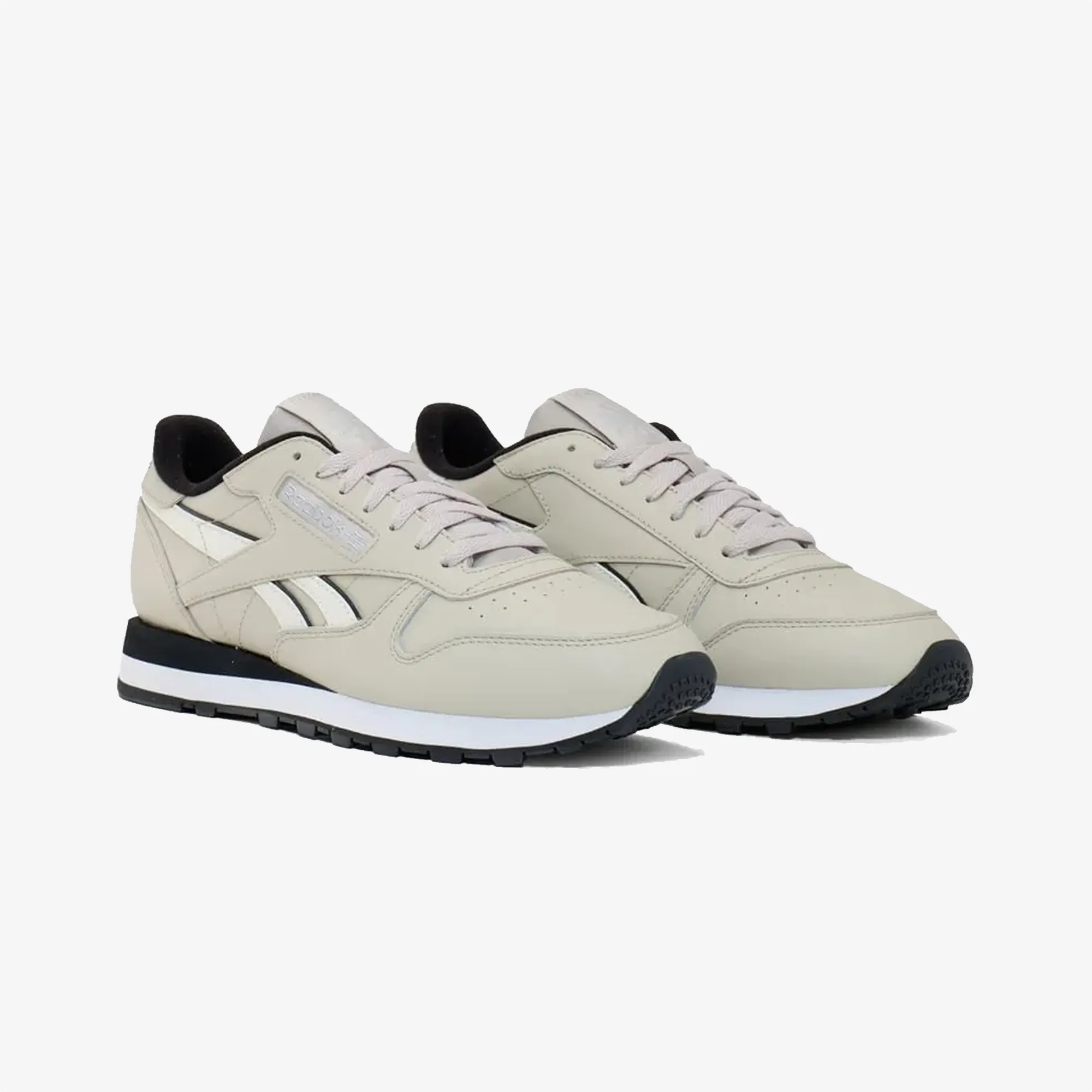 All Time Reebok | CLASSIC LEATHER { BEIGE