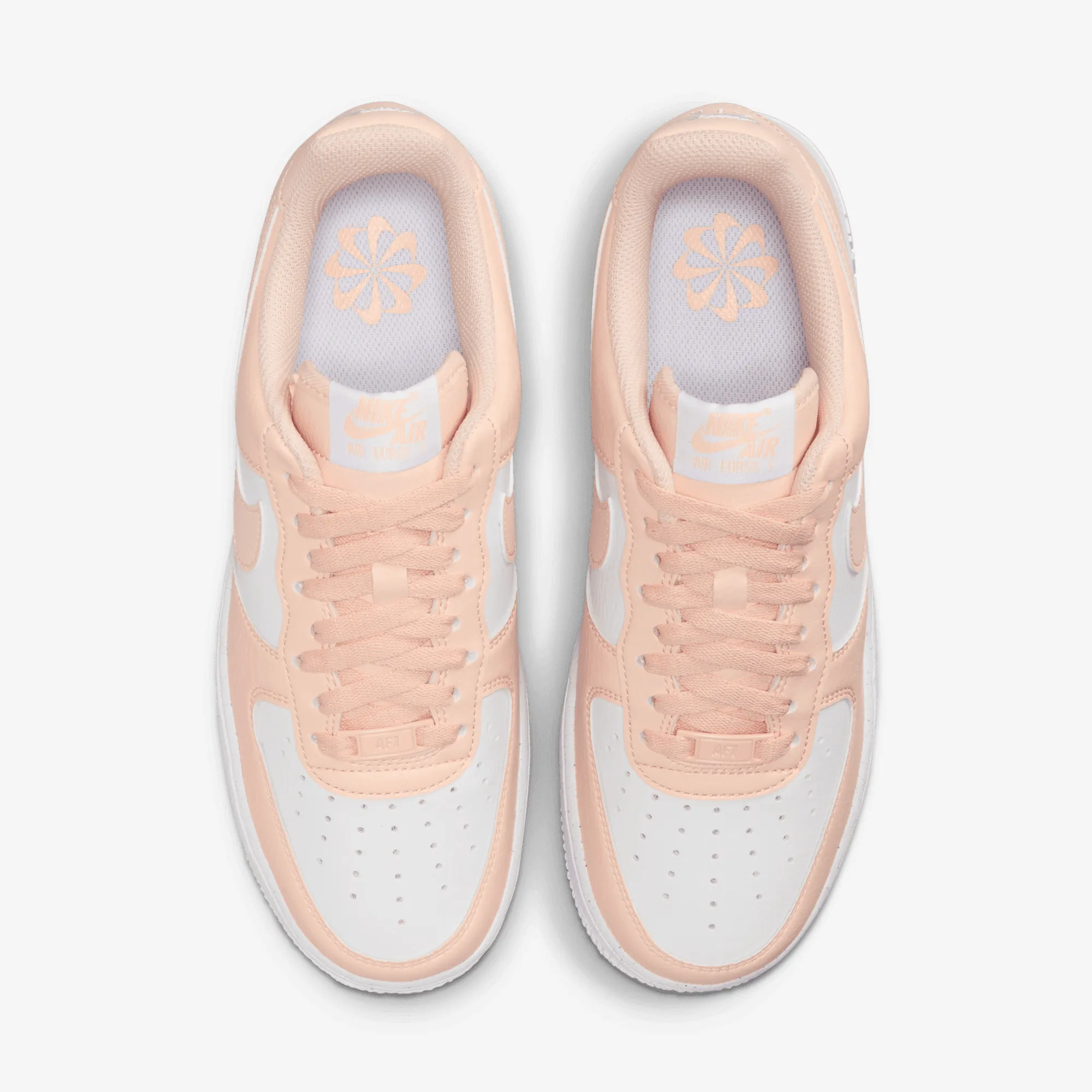 NIKE | AIR FORCE 1 '07 NEXT NATURE { WHITE/WASHED CORAL-WHITE Weekend Walker