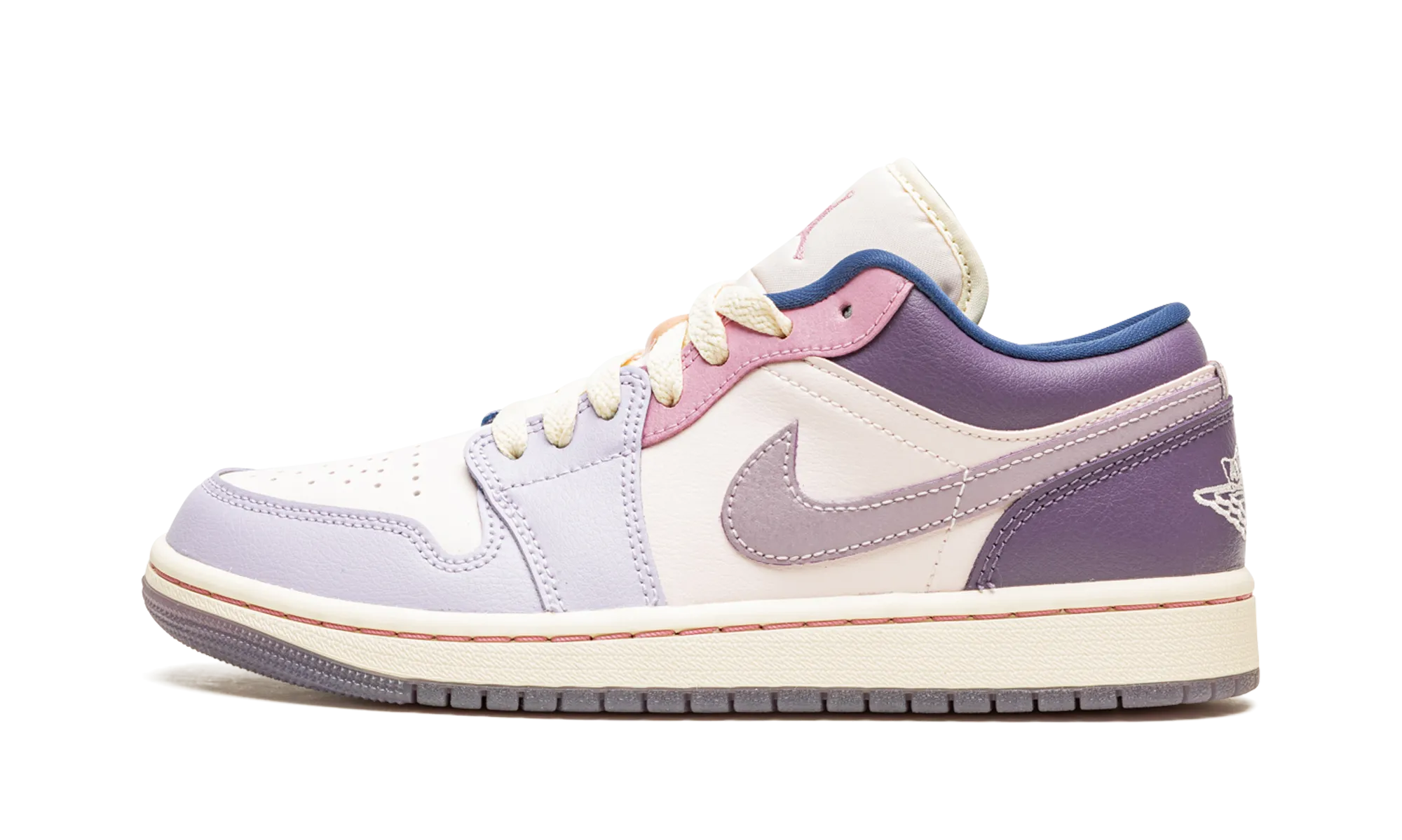 Training Air Jordan 1 Low WMNS "Pastel Plum"