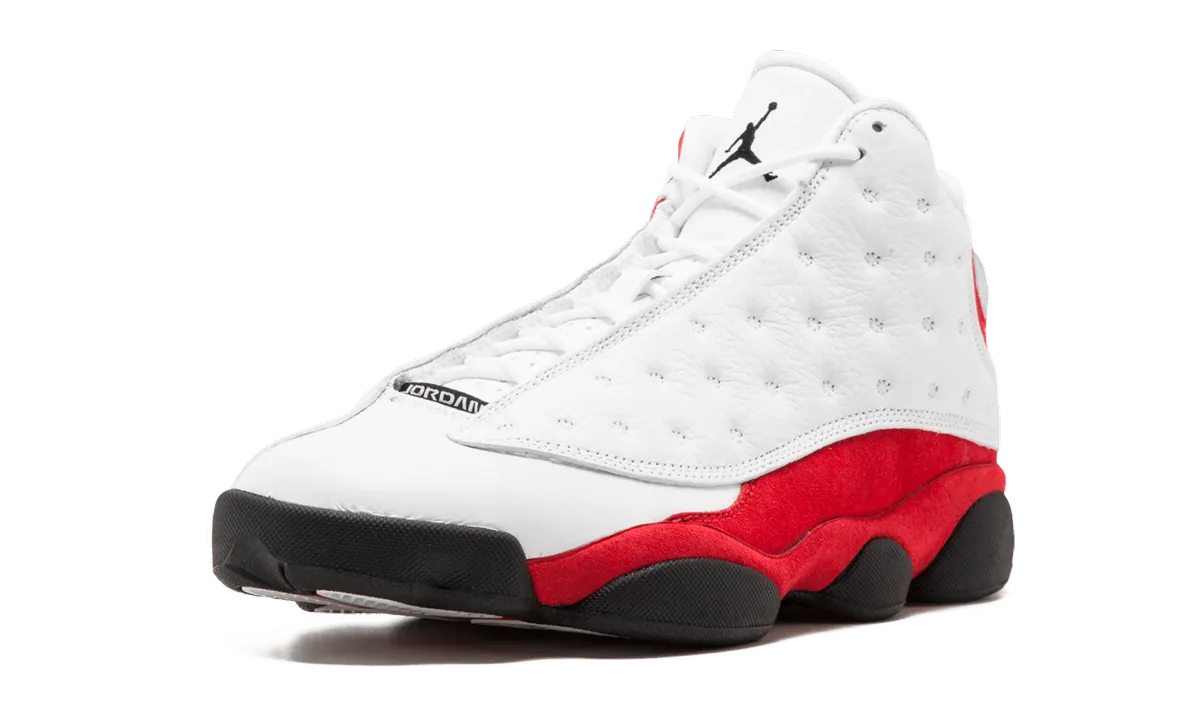 Air Jordan 13 Retro "Chicago" Go Further