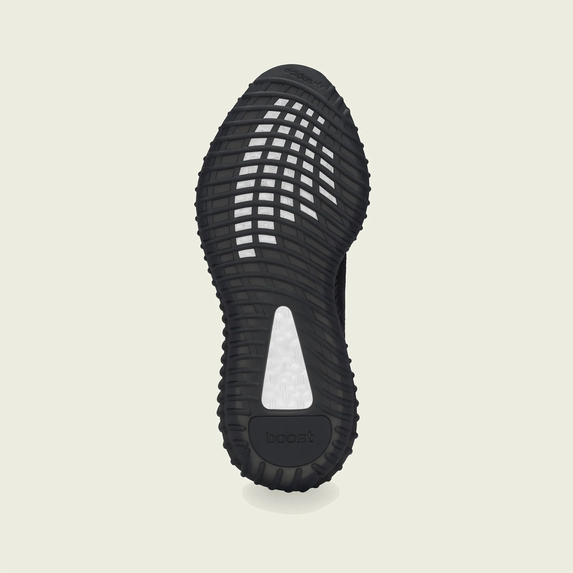 adidas Originals Yeezy Boost 350V2 / Onyx Clean Silhouette