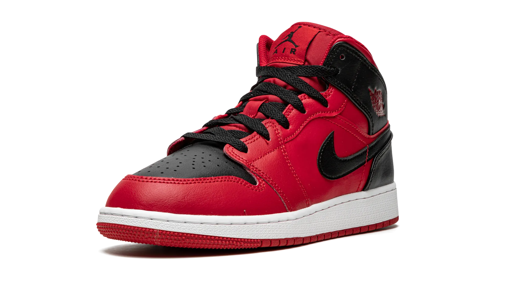 Air Jordan 1 Mid GS "Reverse Bred" Trendsetting Shoes