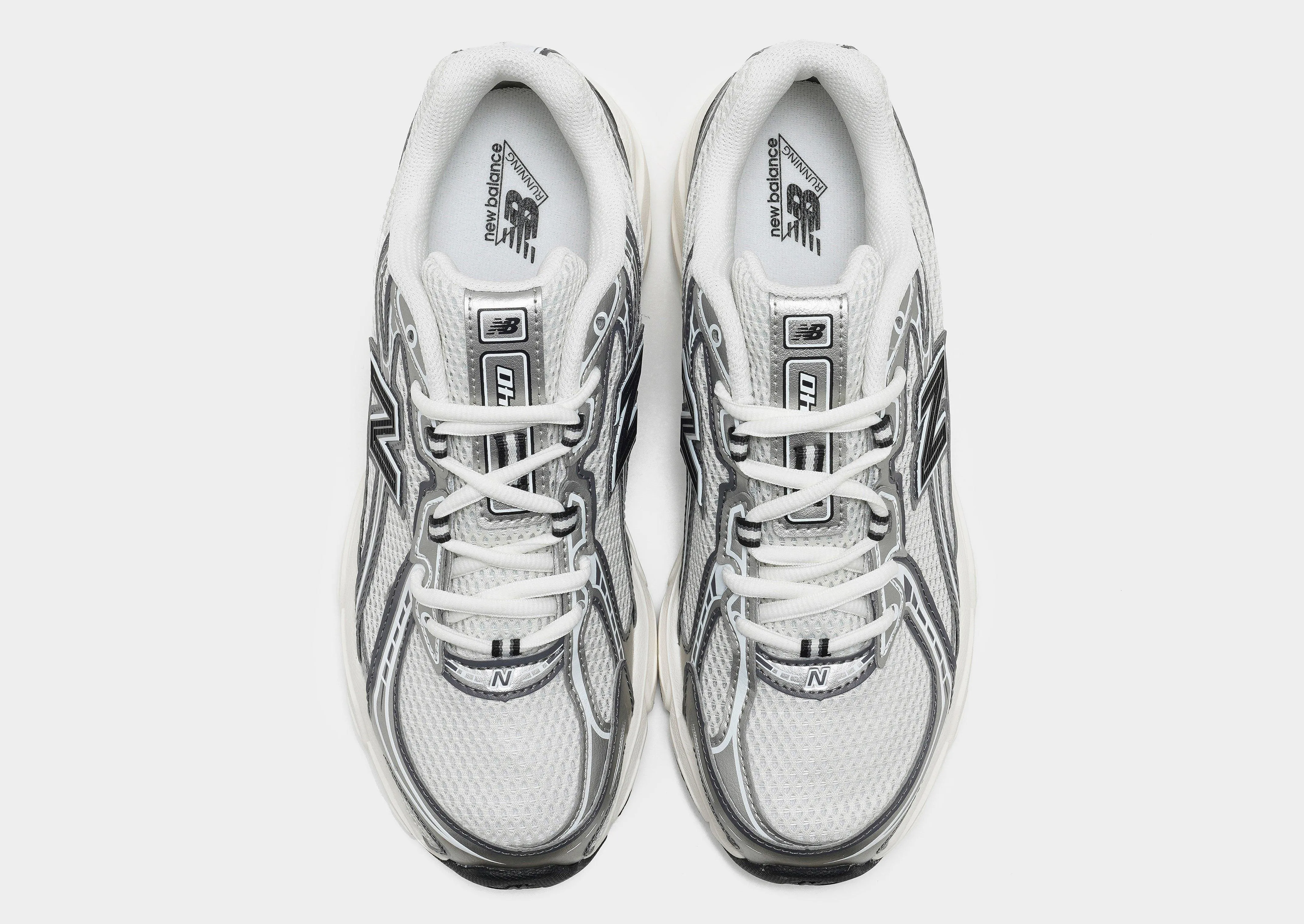 740 Lightweight Performance science - fiction - themed running wear