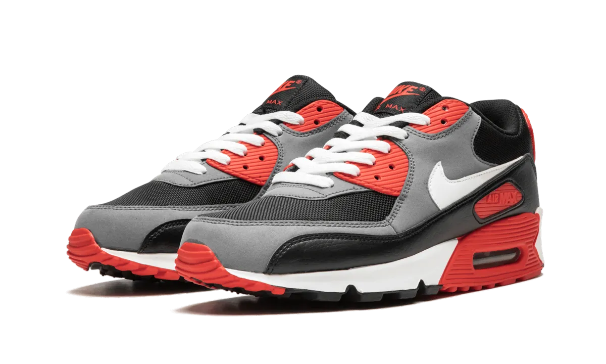 Air Max 90 Classic water - resistant running shoes