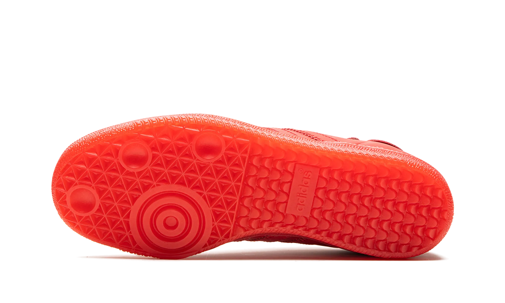 Well Built Samba Humanrace "Pharrell Williams - Red"