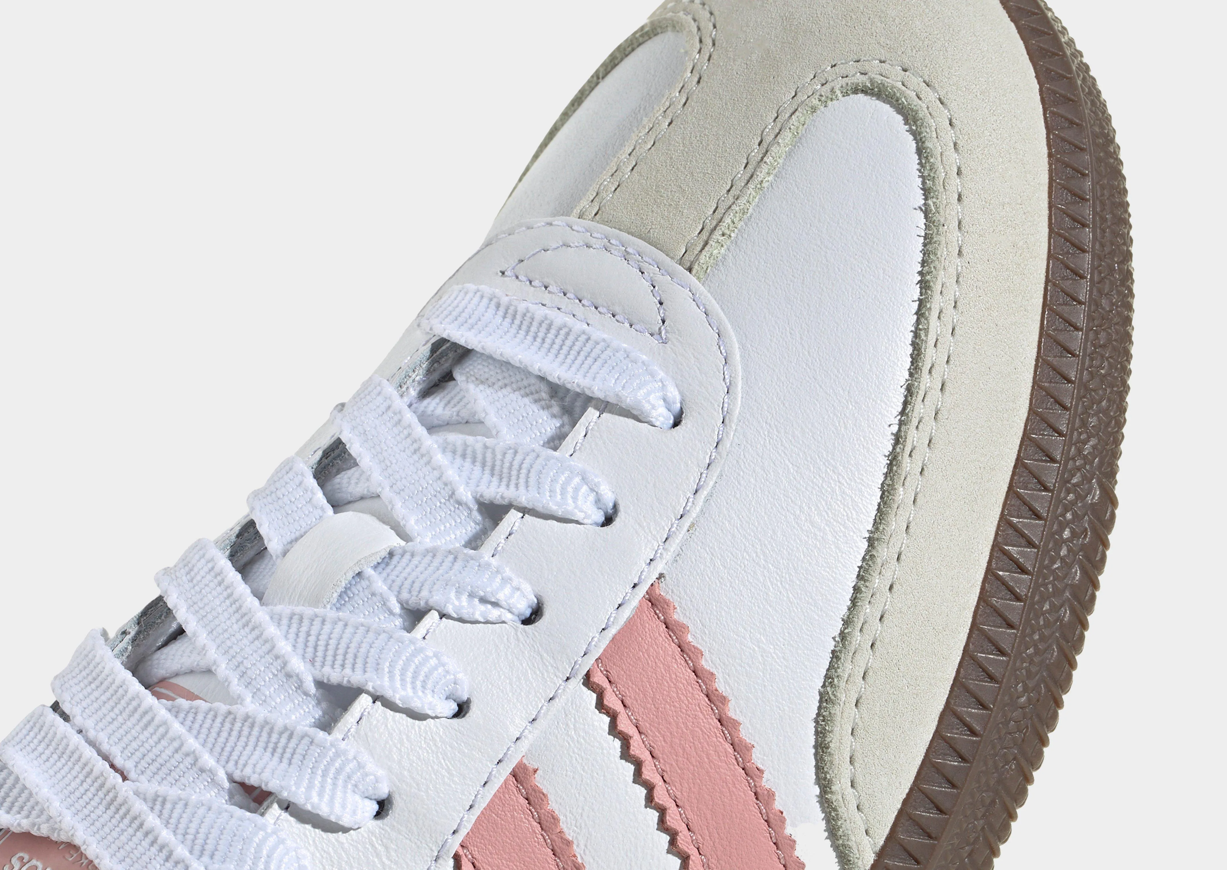Active Motion Trendy Footwear Samba OG Women's