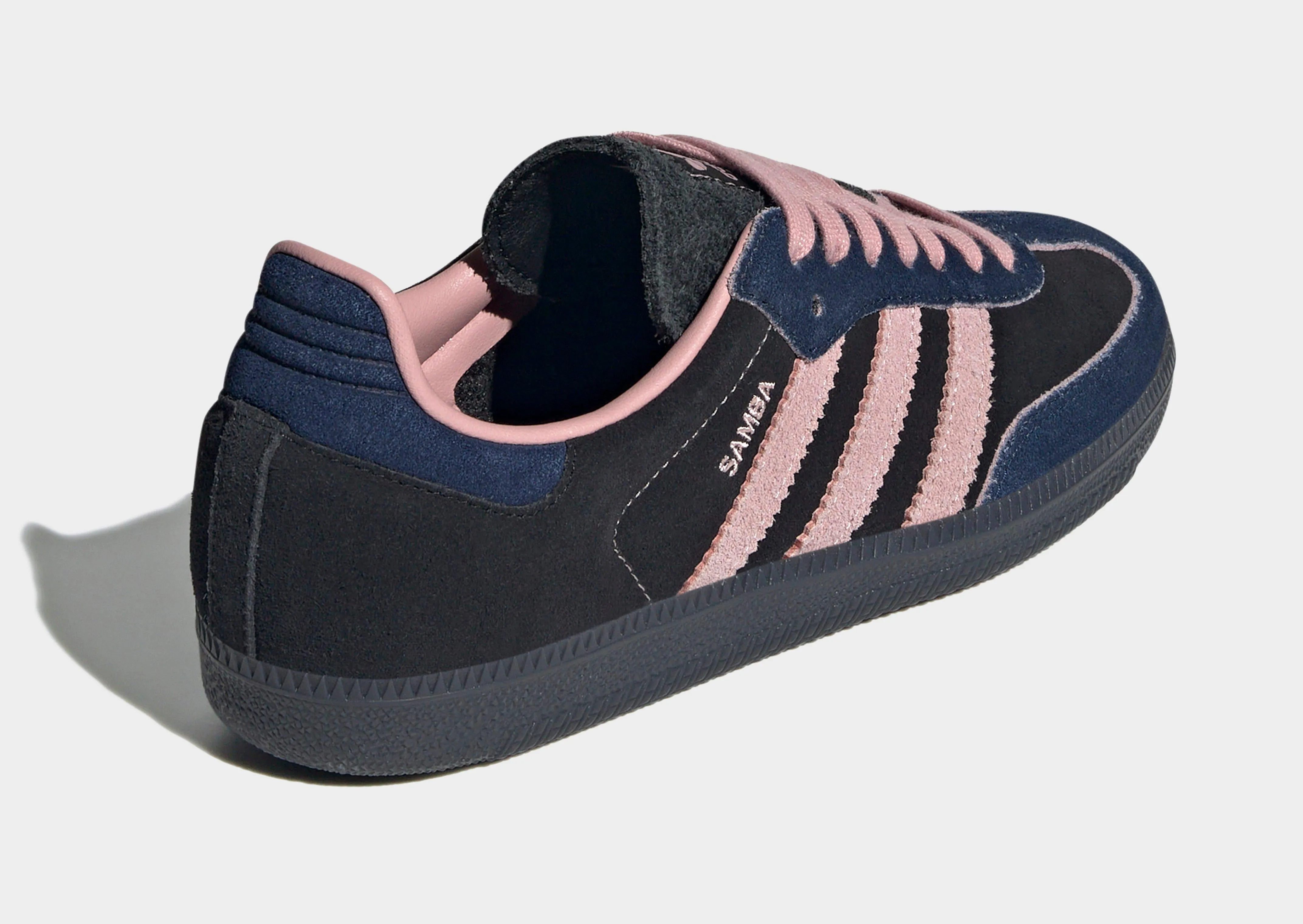 Timeless Fit Everyday Essential Samba OG Women's