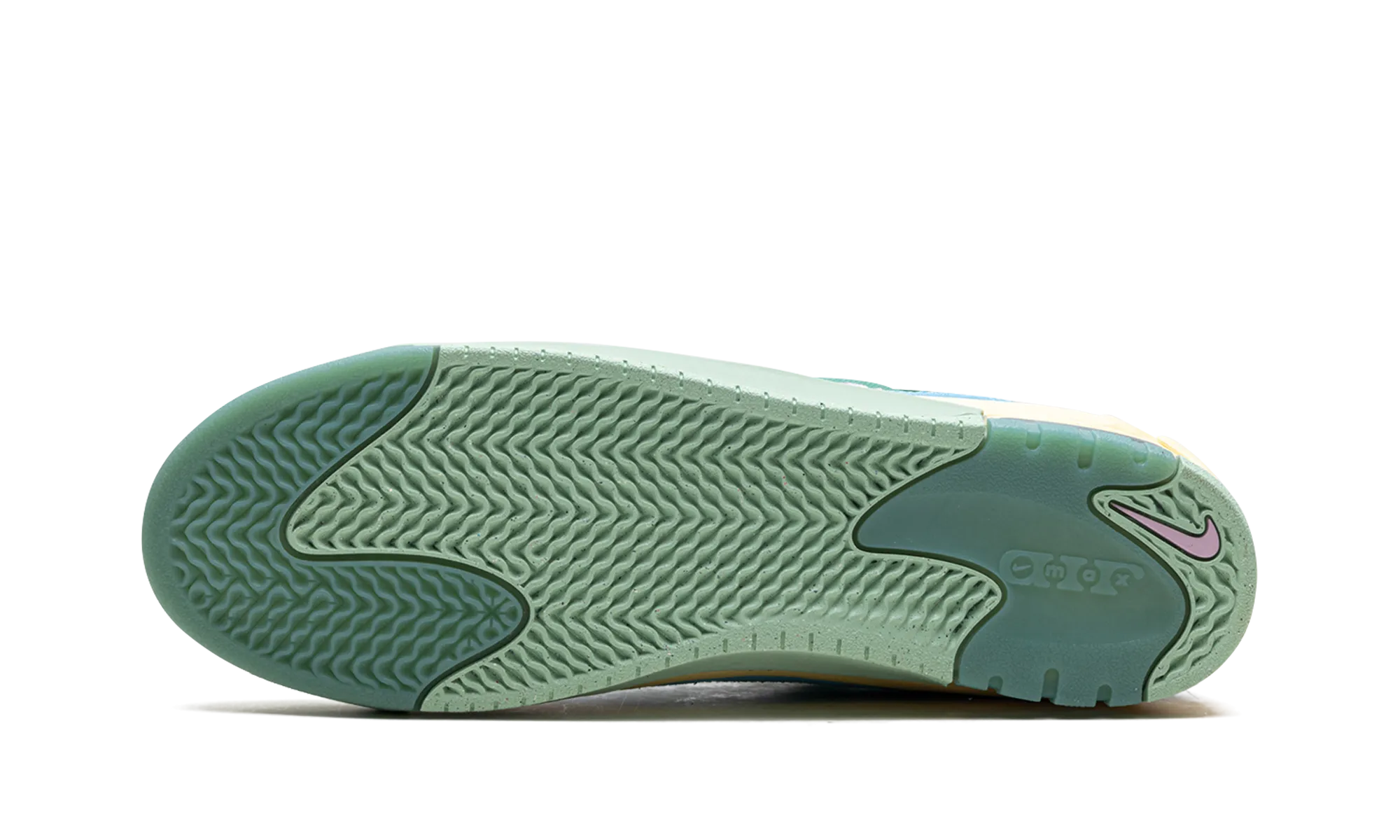 SB Air Max Ishod Wair "Verdy Visty" Air Zoom softball shoes