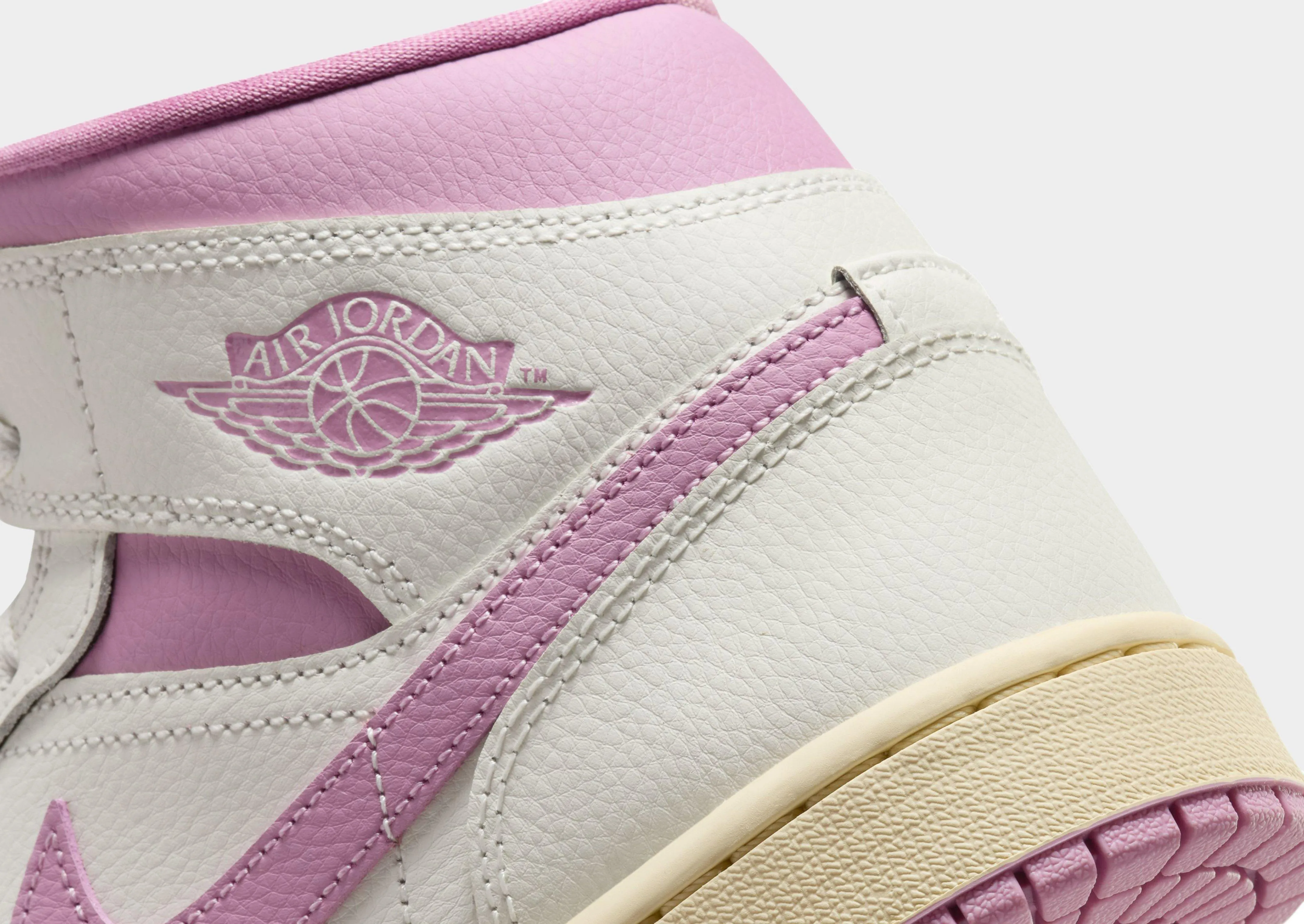 Air 1 Mid Women's Low noise