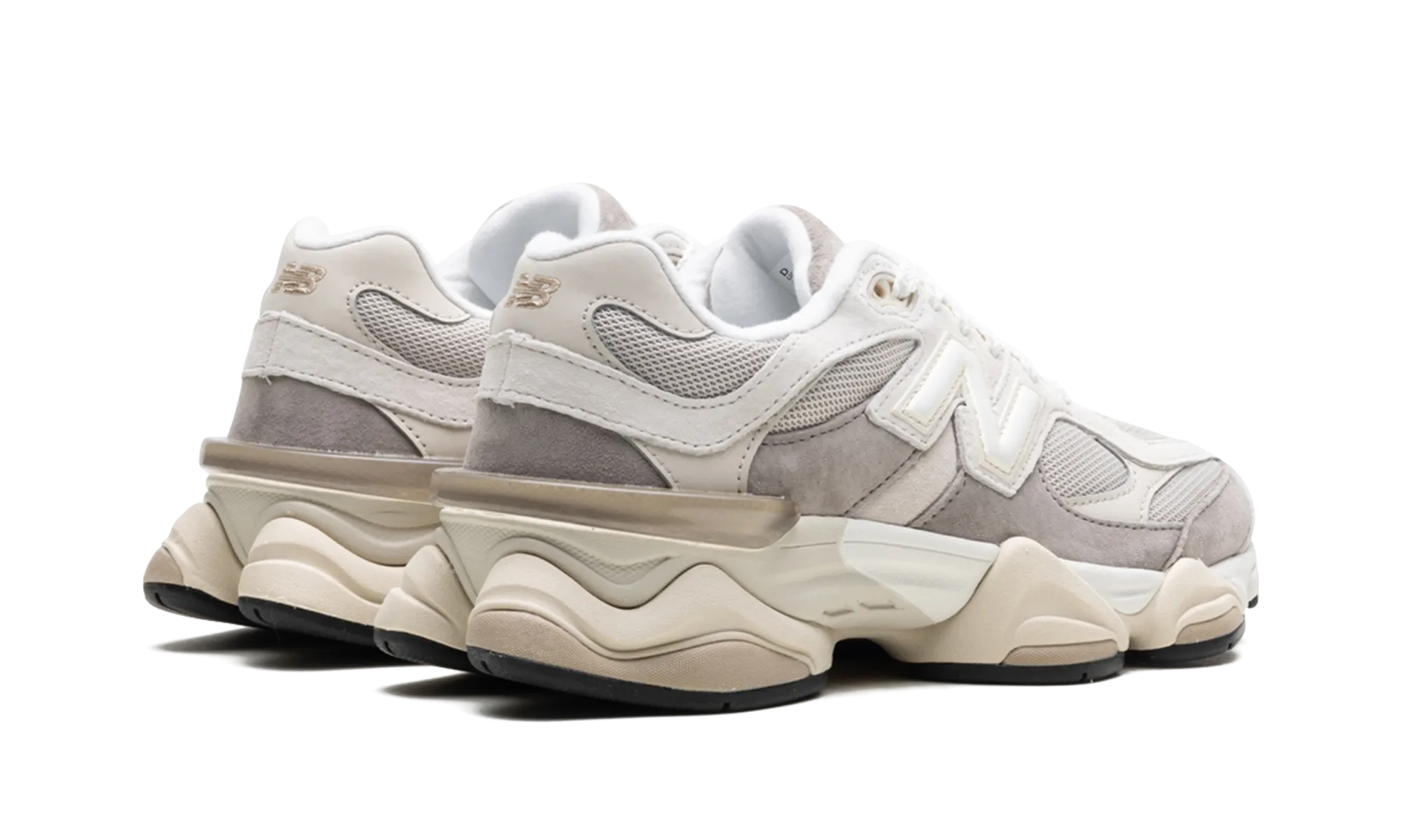 9060 "Oatmeal" Elderly Rainy Day