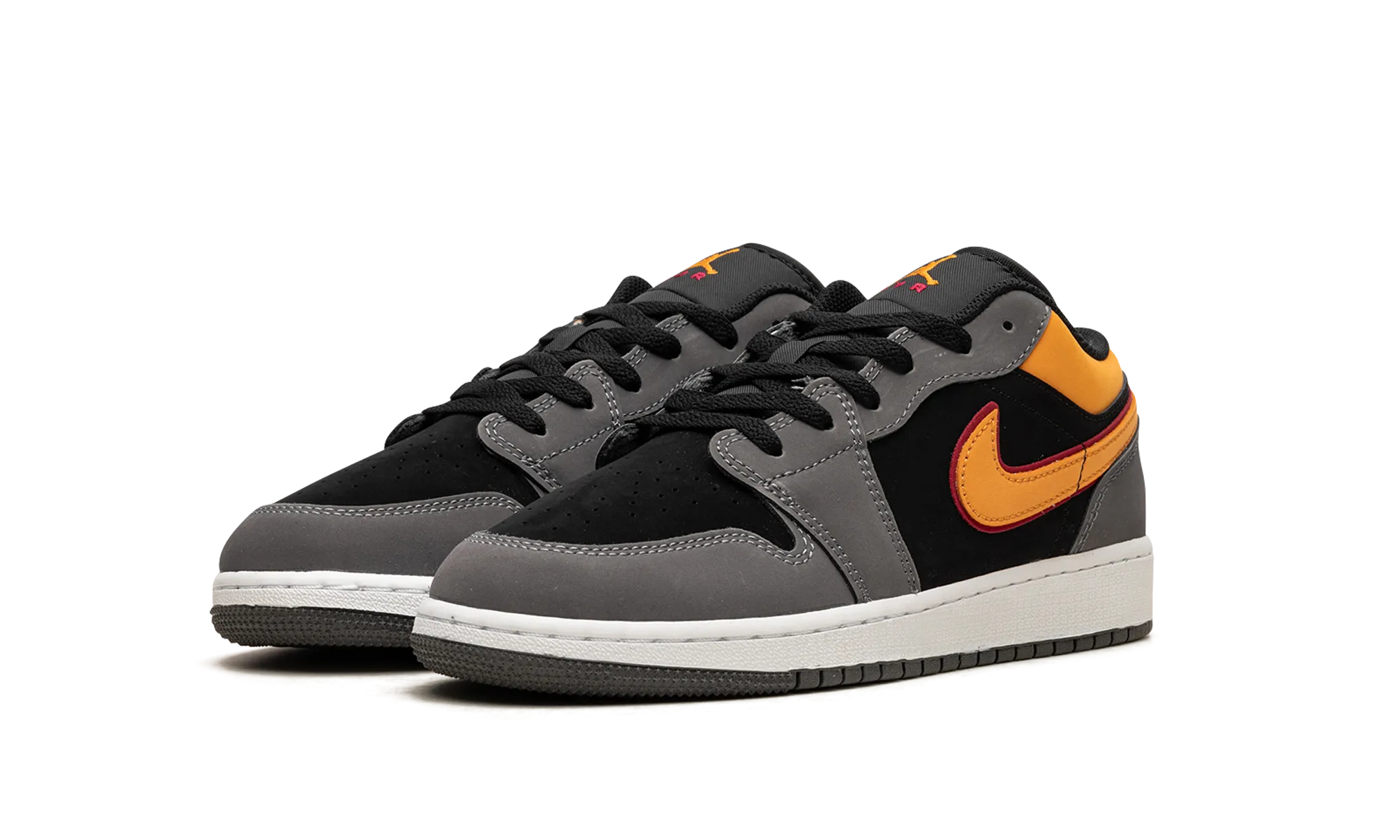Hydrophobic Materials Stretch Laces Air Jordan 1 Low SE GS "Vivid Orange"