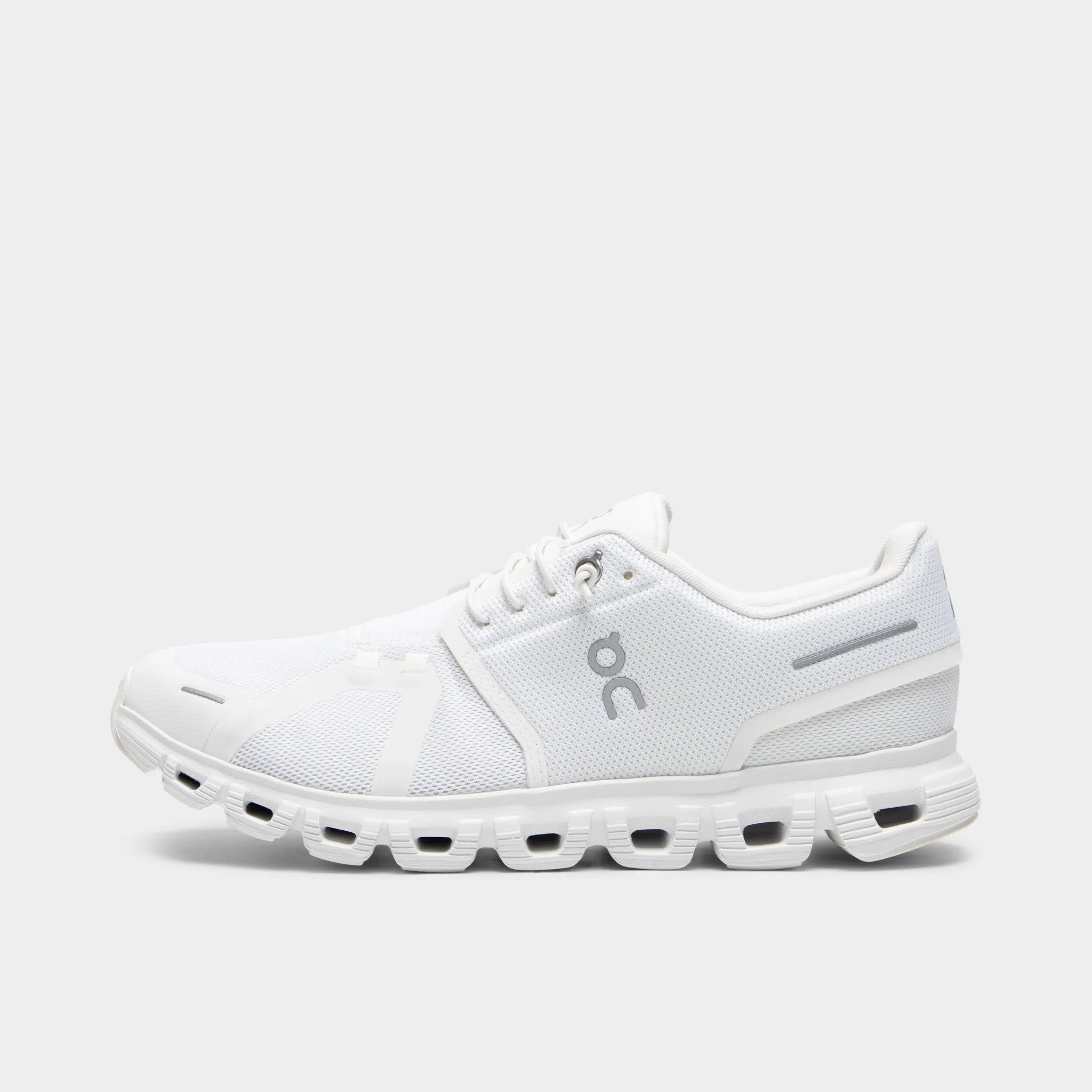 On Cloud 6 White / White Supportive Core All Ages Cool Pop