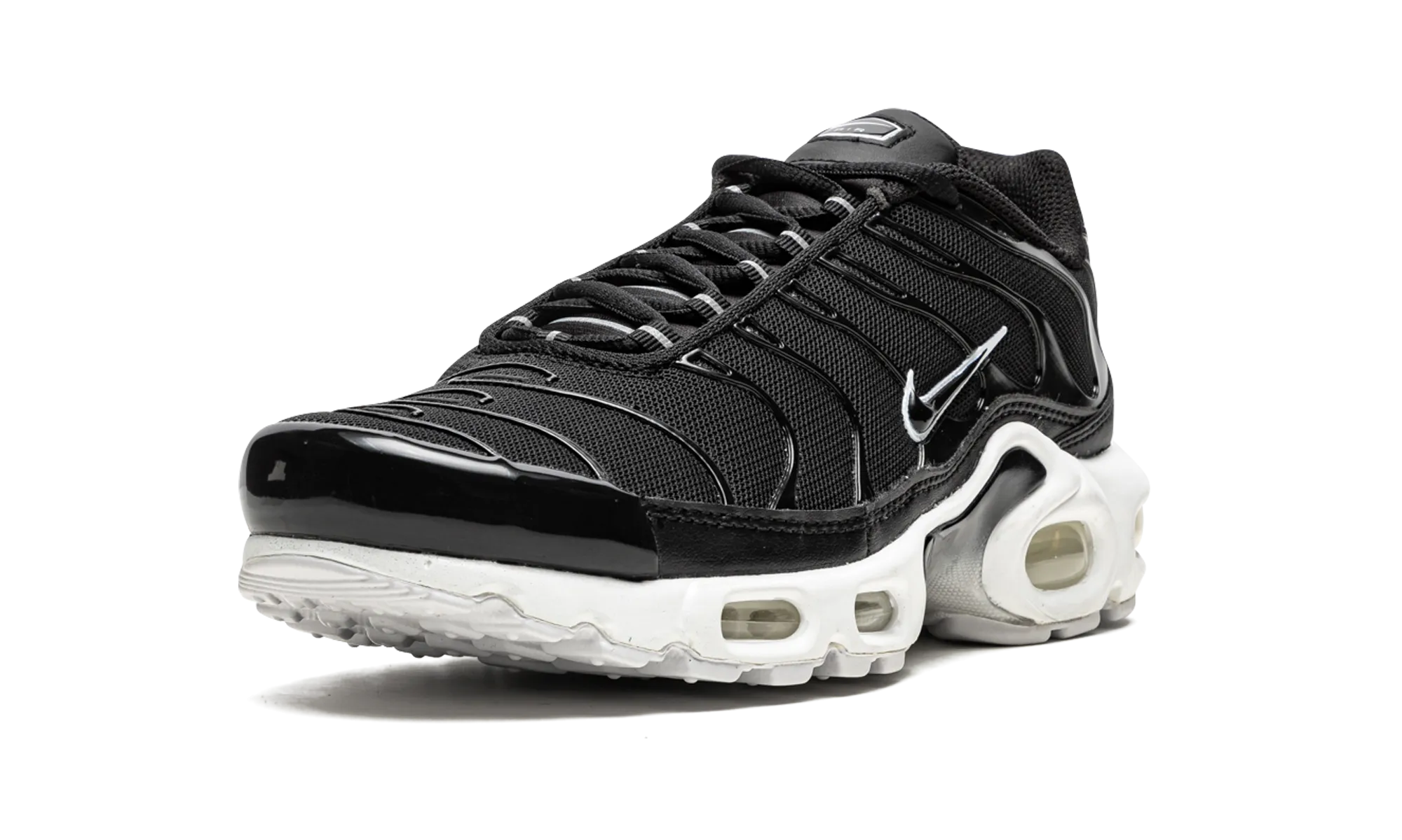 all - terrain - suitability shoes AIR MAX PLUS MNS WMNS "Black / White"