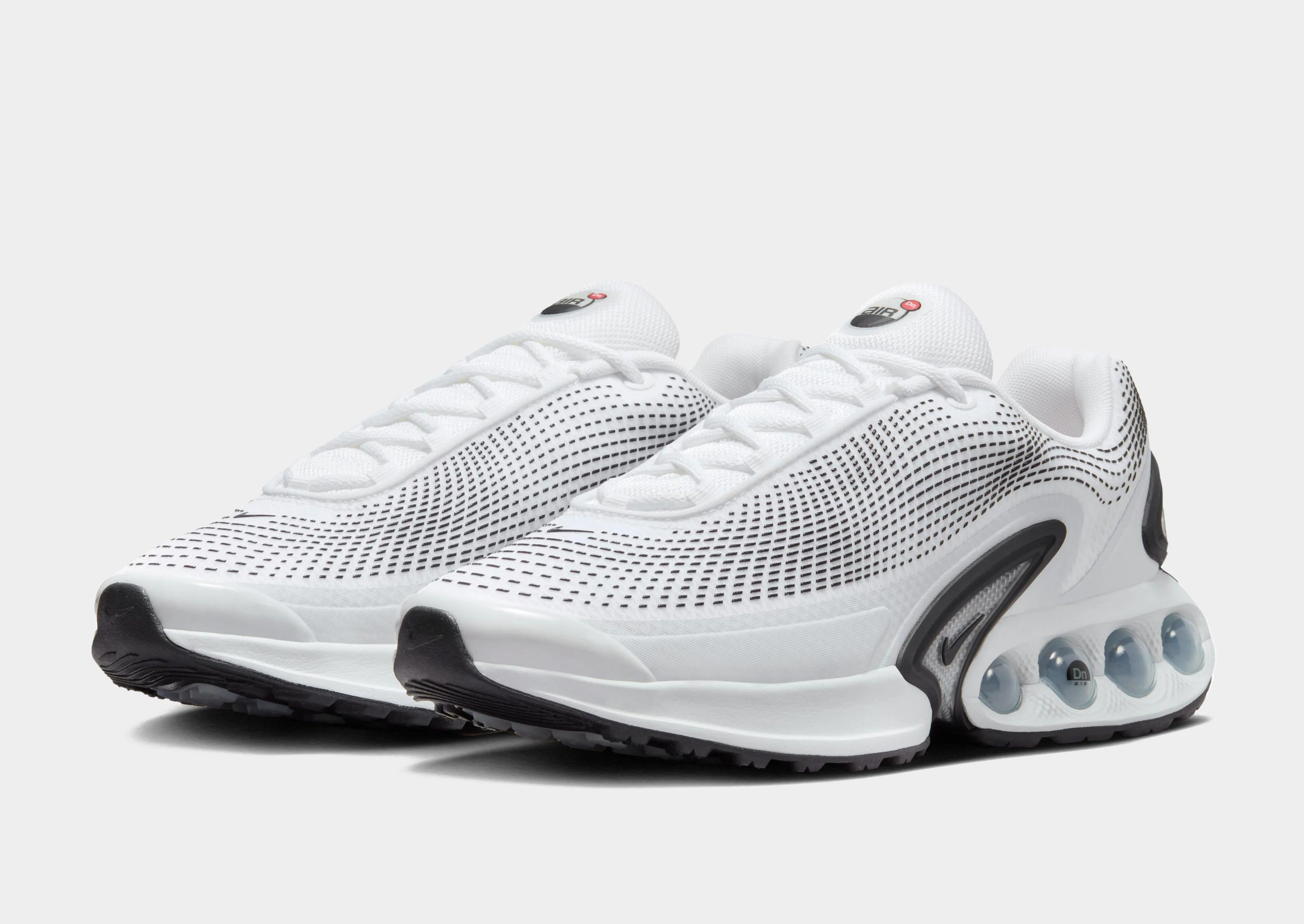 running in hot weather shoes traction - enhanced shoe features Air Max DN