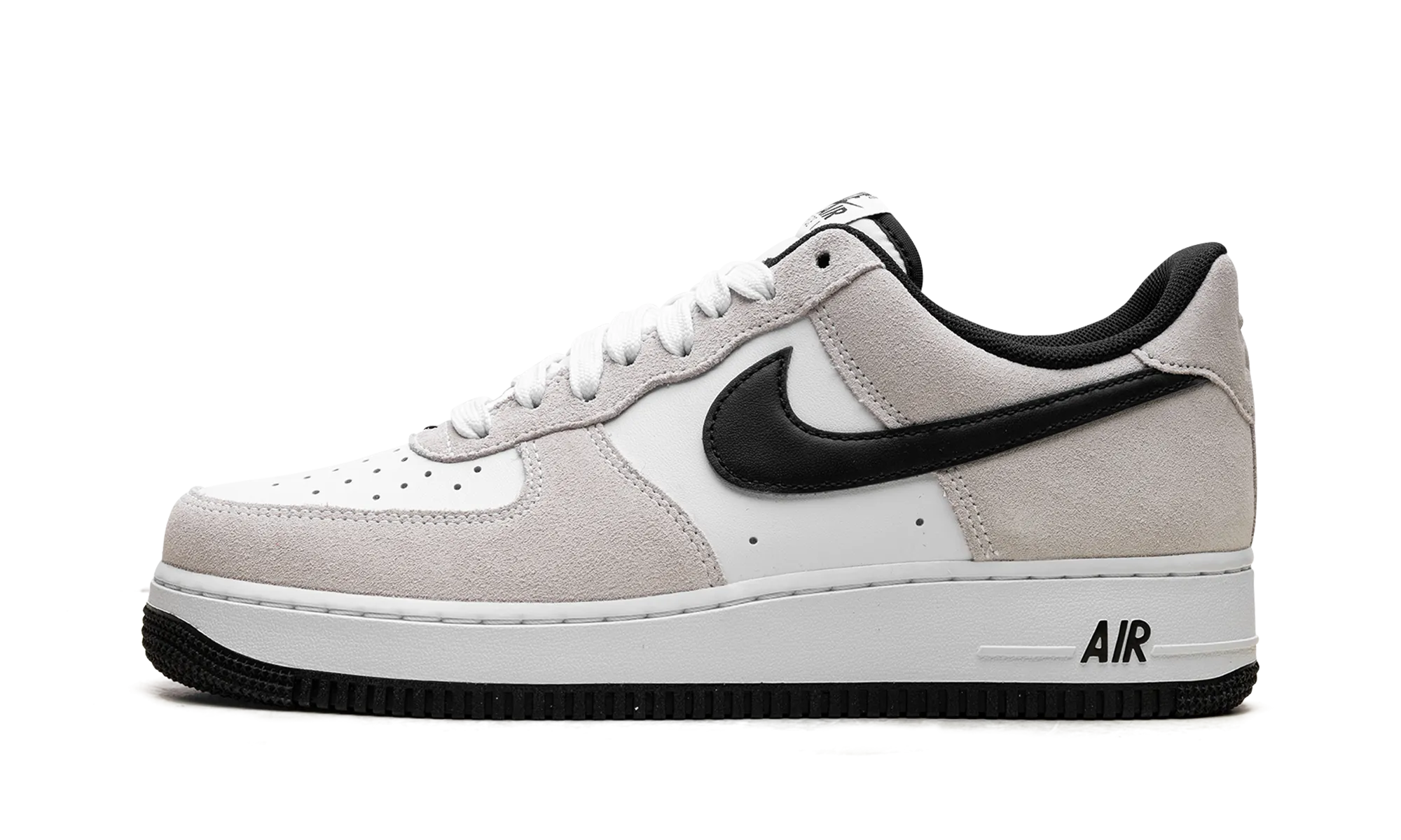 Air Force 1 Low '07 LV8 "White Black" Breathable wear Comfort Cushioned