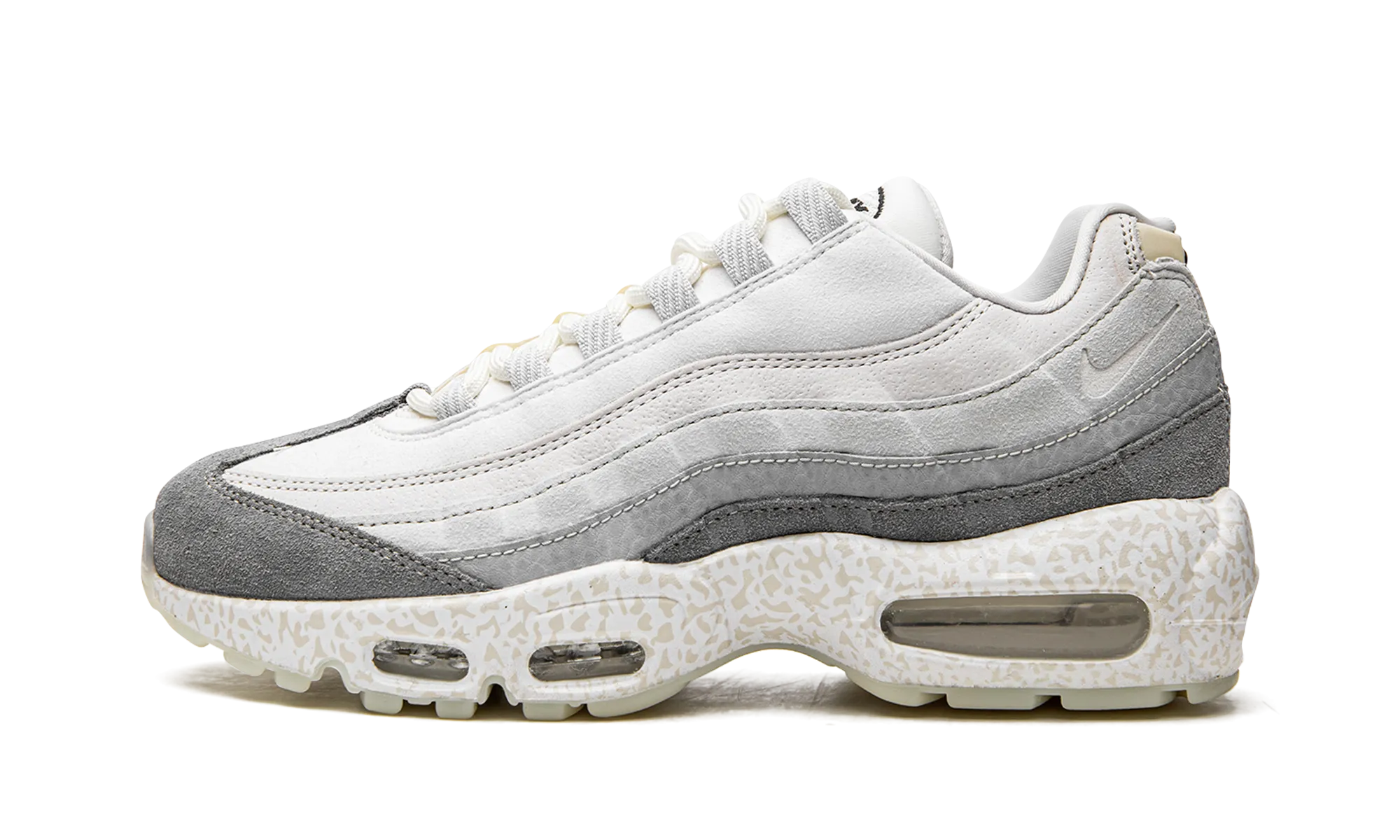 Air Max 95 QS "Light Bone-Glow in the Dark" All Season Midsole Cushioning