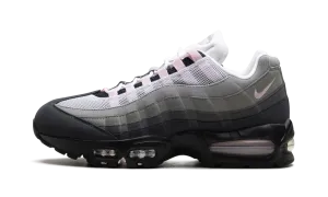 Air Max 95 WMNS "Pink Foam" Foot Recovery