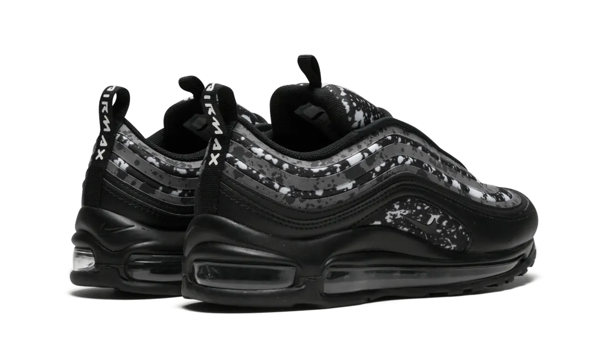 AIR MAX 97 UL '17 PRM WMNS "Splatter" running with a zipper closure