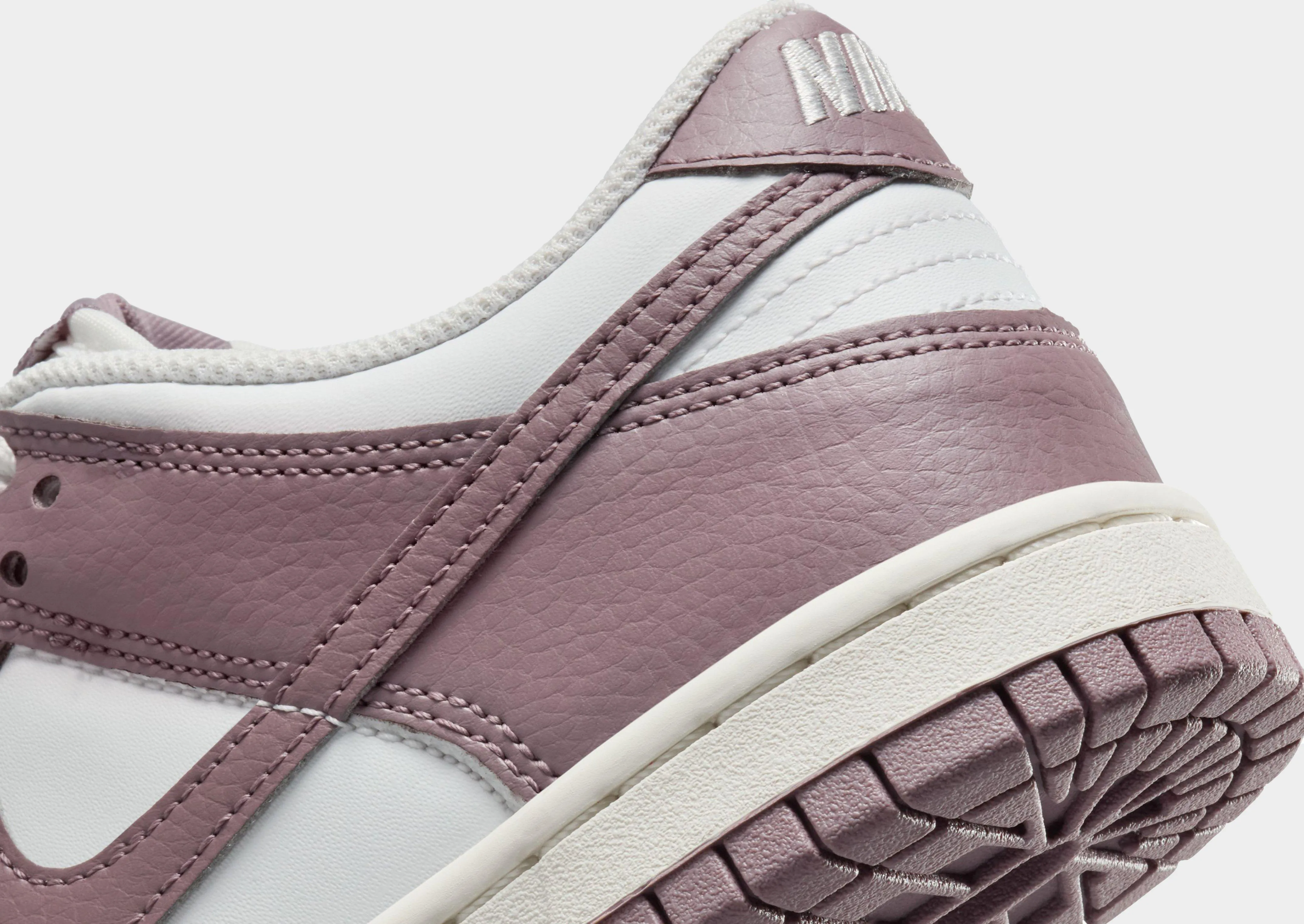 Dunk Low Junior's Skateboarding Fit
