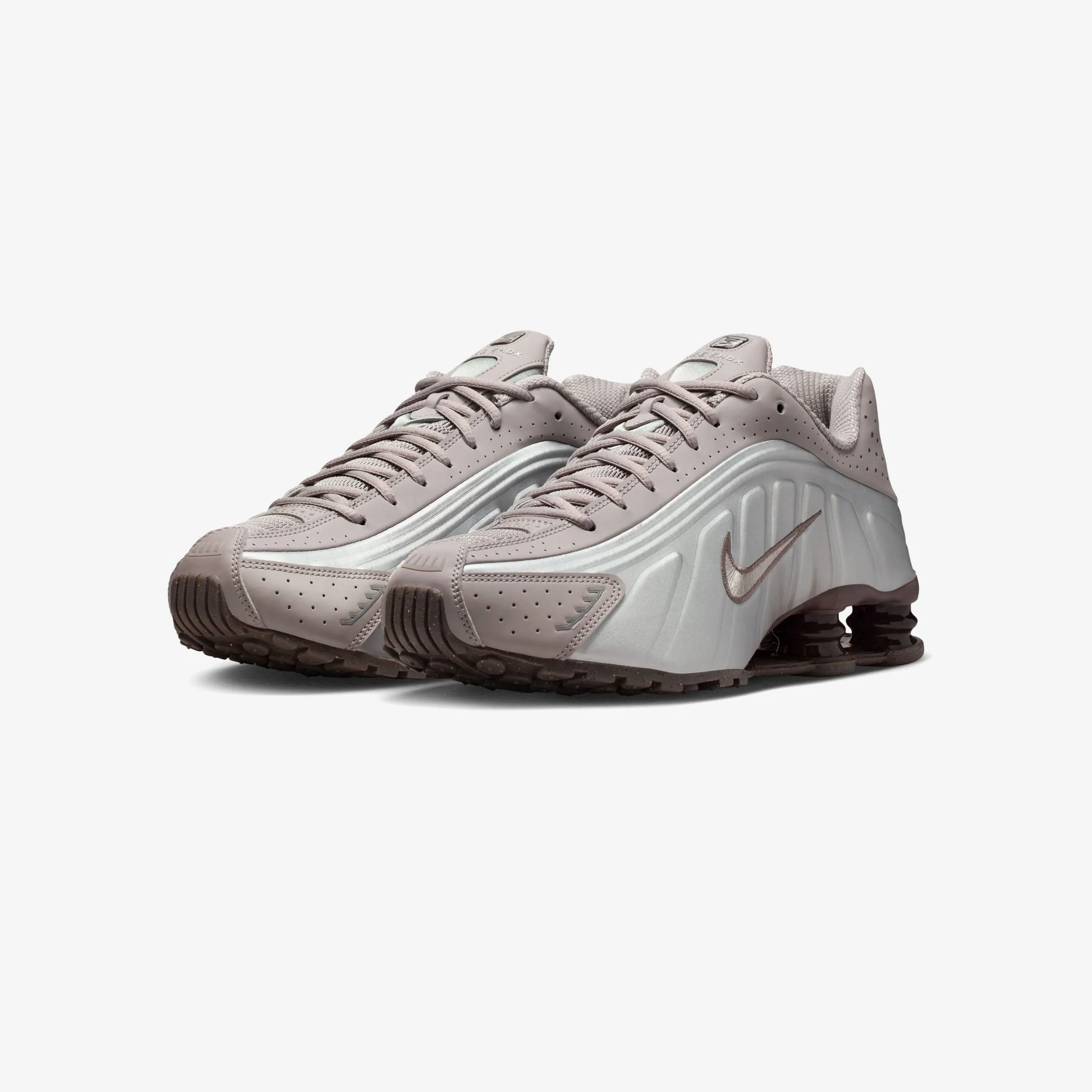 Anatomical Toe Box Shox R4