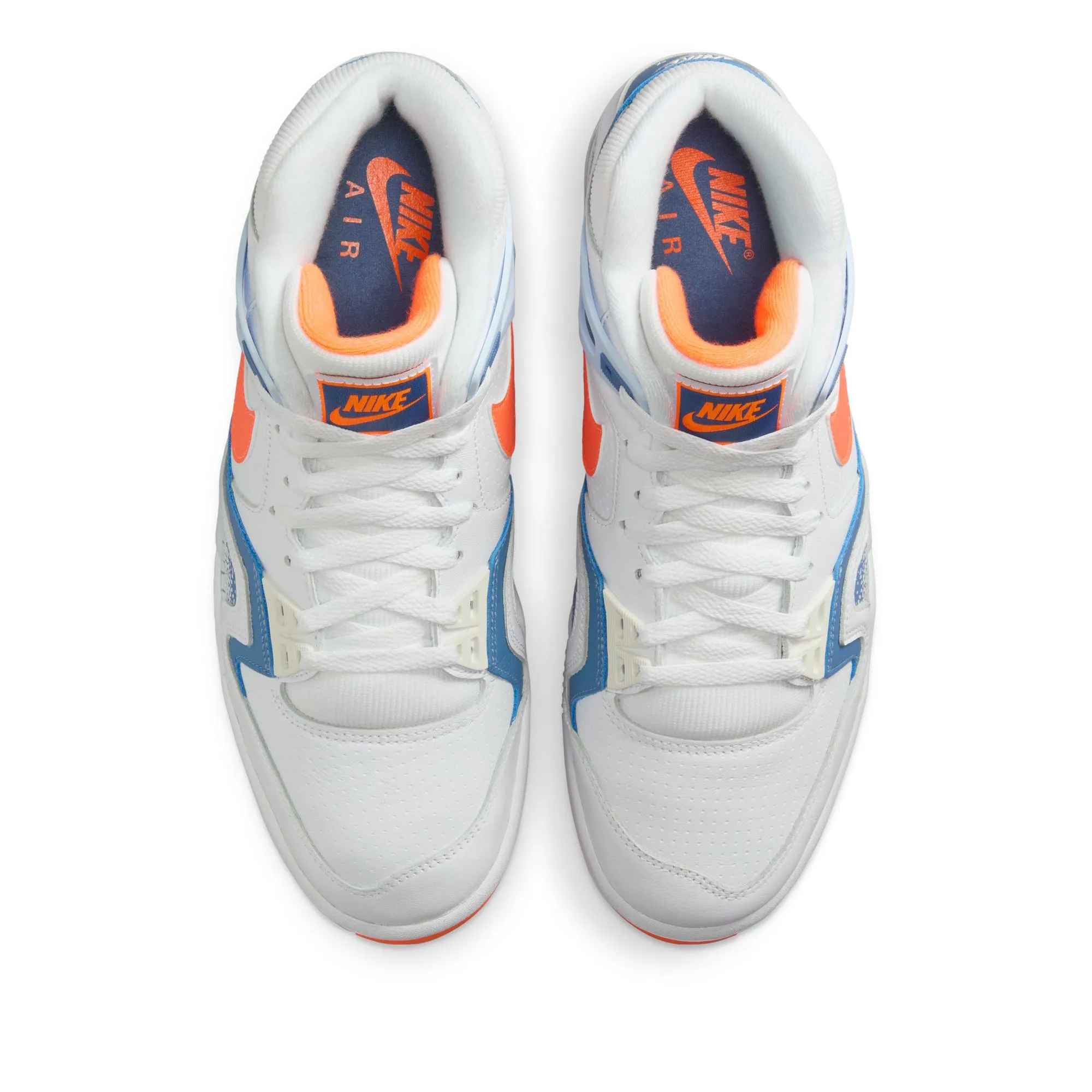 Cozy Fit Nike Air Tech Challenge 2 - White/Tart