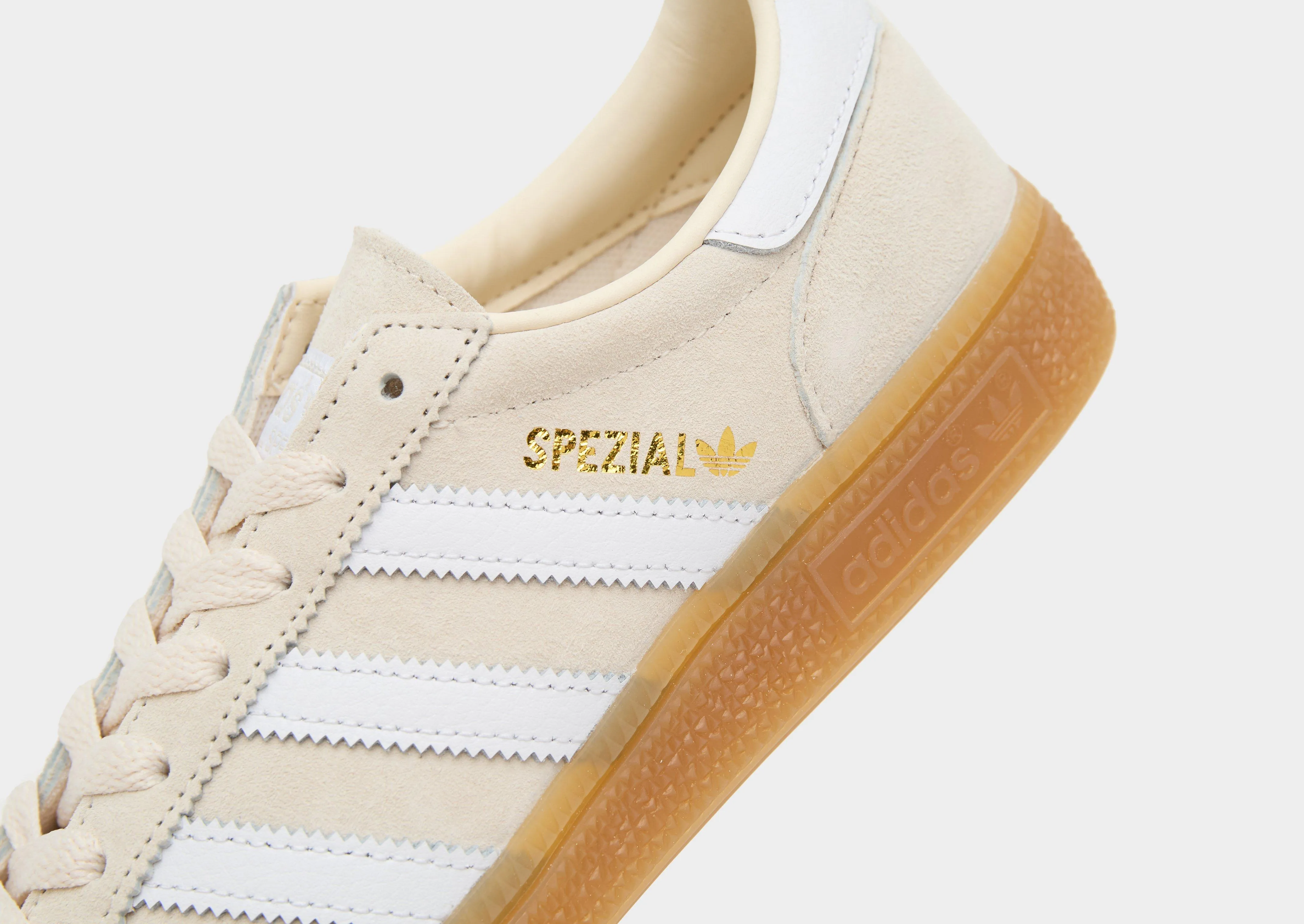 Handball Spezial Women's Full Motion Durable Rubber