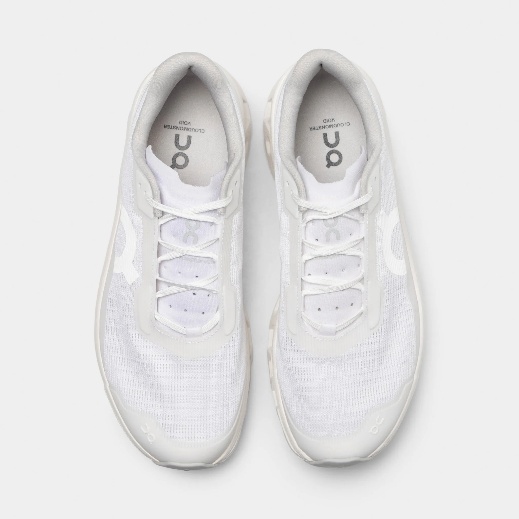 On Cloudmonster Void White / White Narrow Fit