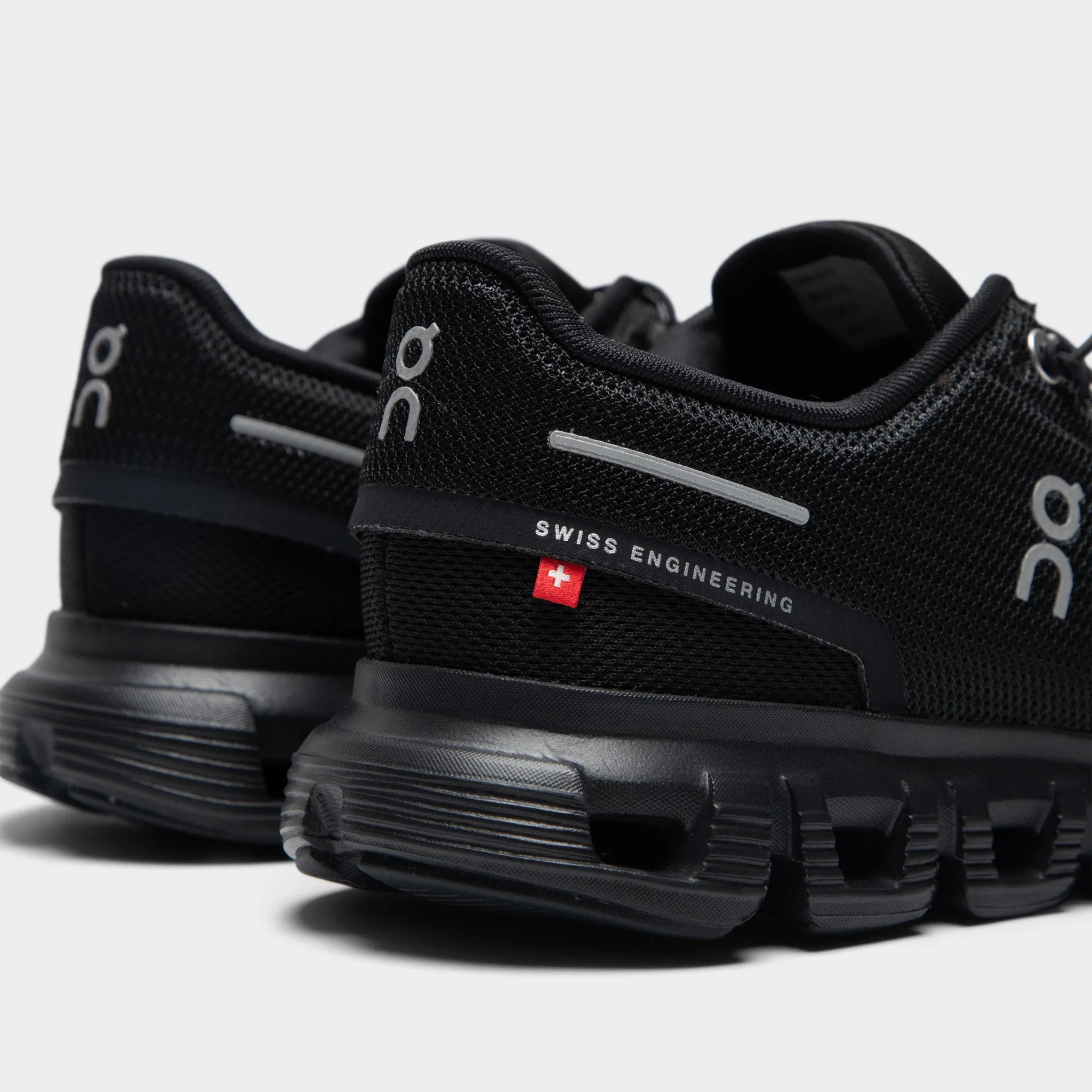 On Women's Cloud 6 Black / Black Party Mood