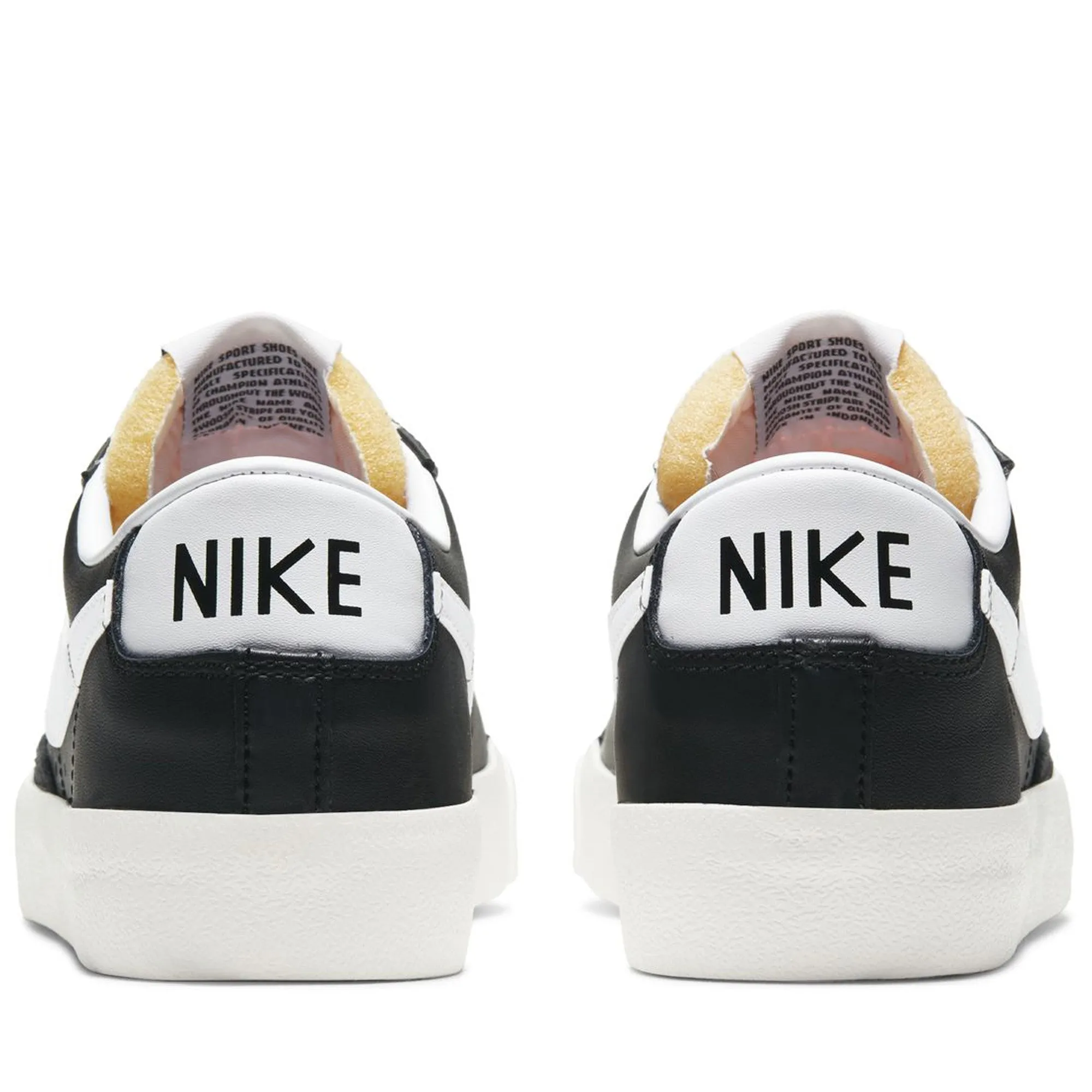 Shock-absorbent materials Calm Tones Nike Blazer Low '77 - Black/White