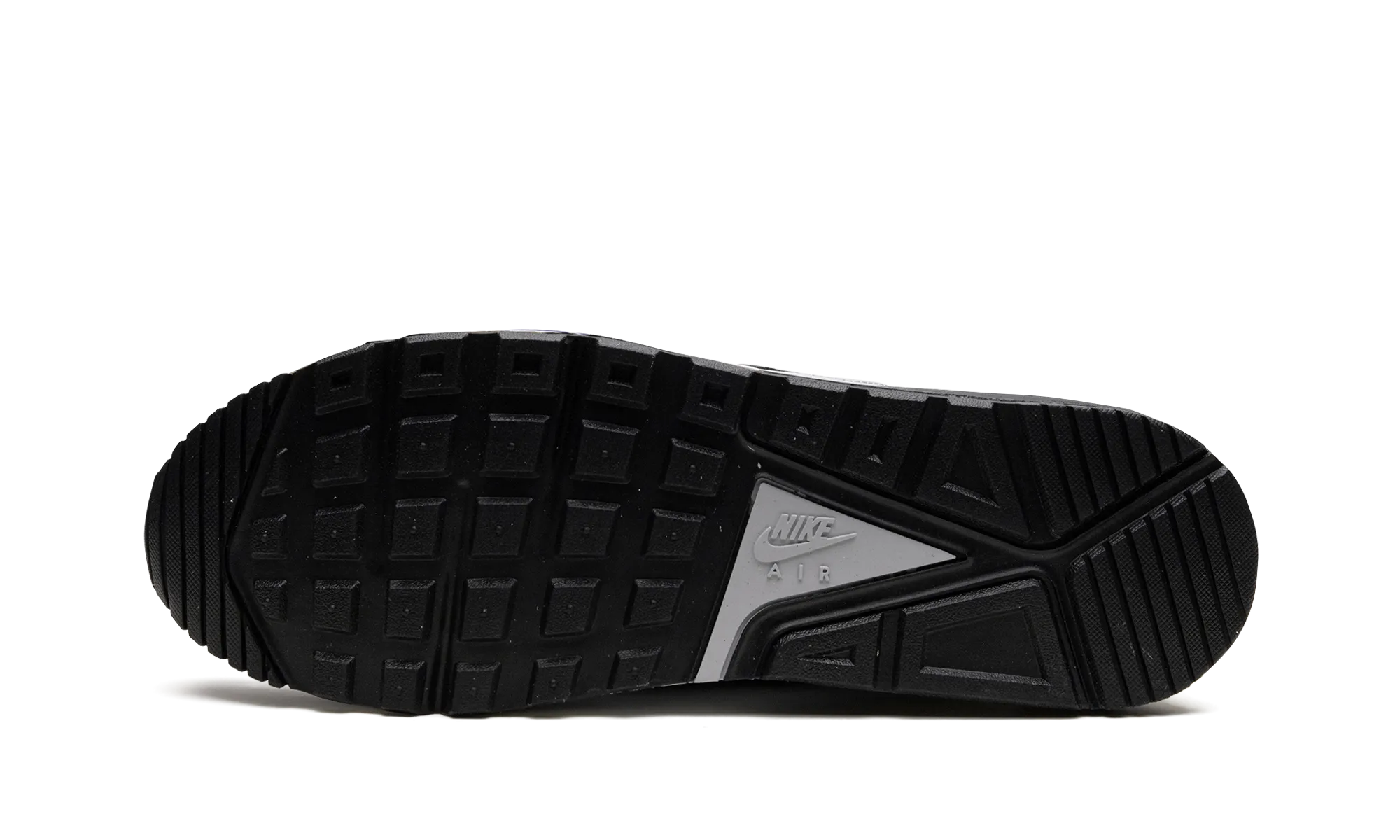 running in forest shoes Air Max IVO