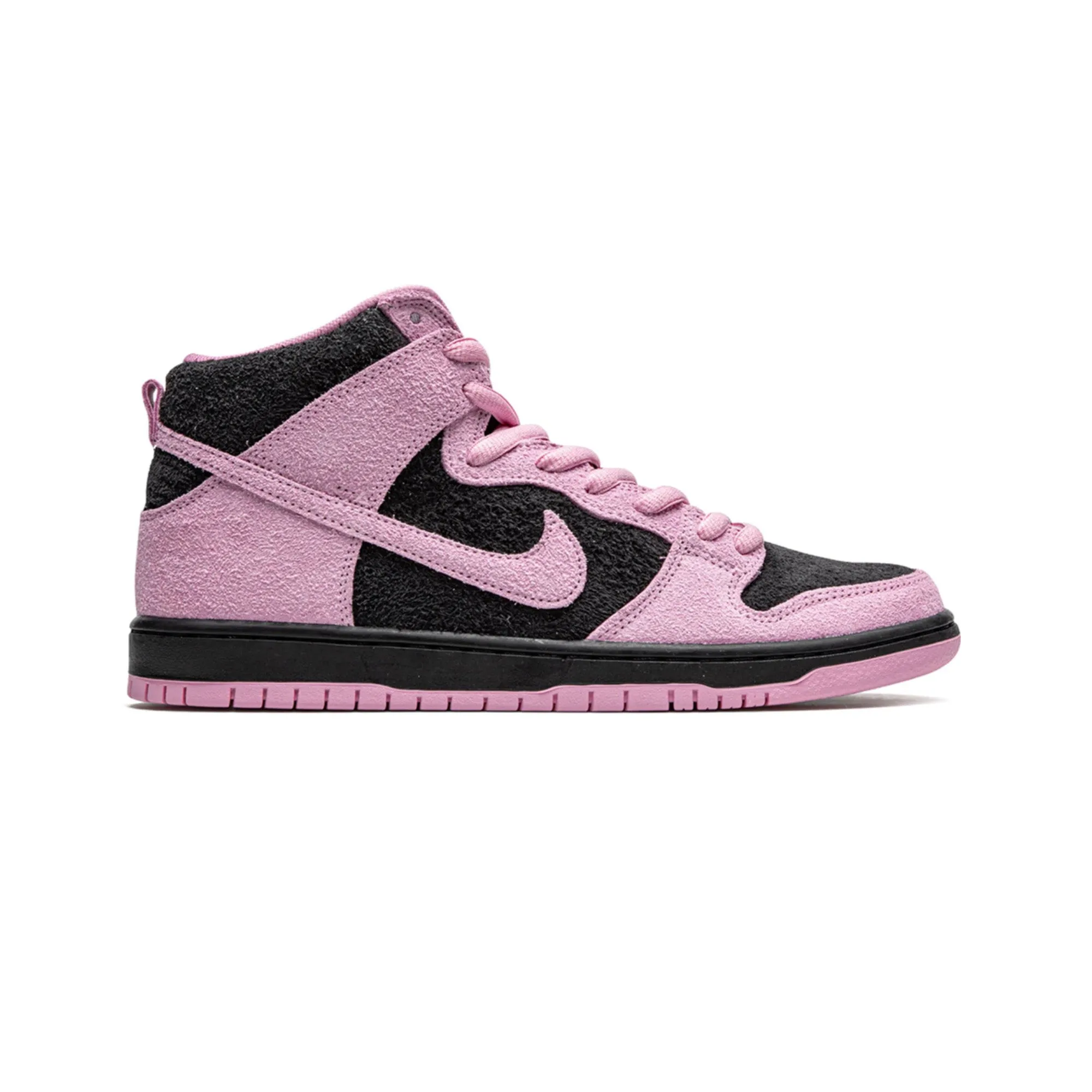 Shock-absorbent look Nike SB Dunk High 'Invert Celtics' (2020)
