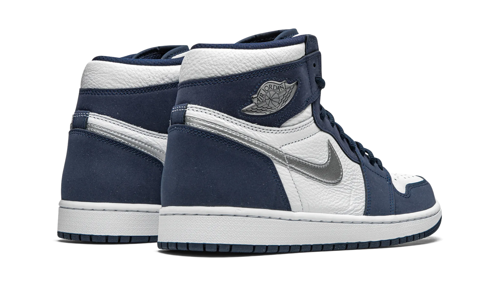 Air Jordan 1 Retro High CO.JP "Midnight Navy" Gym Approved Padded cushioning