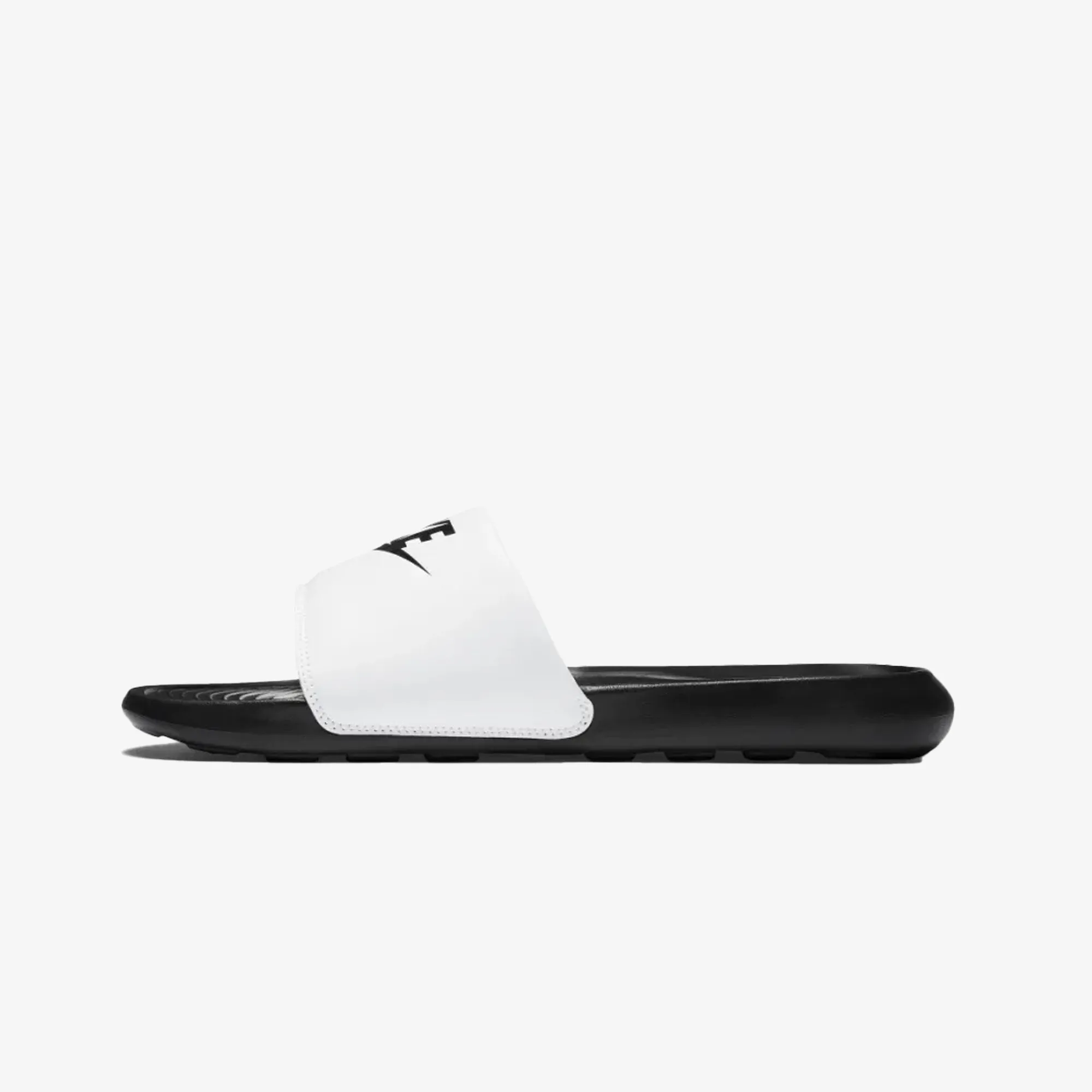 Sport Fusion Nike | VICTORI ONE  { BLACK/BLACK-WHITE