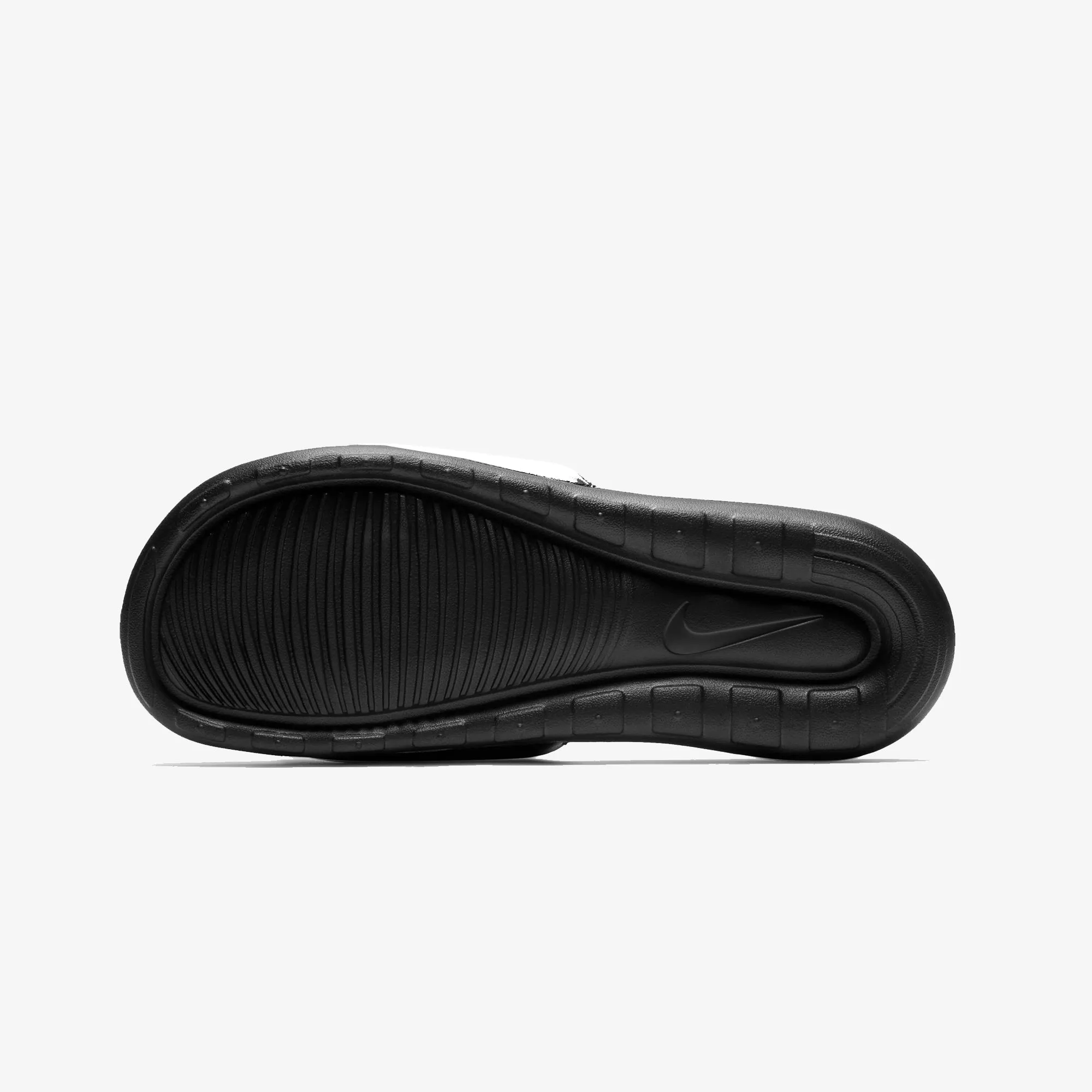 Nike | VICTORI ONE  { BLACK/BLACK-WHITE Reinforced Toe Guard Cushioned Insole