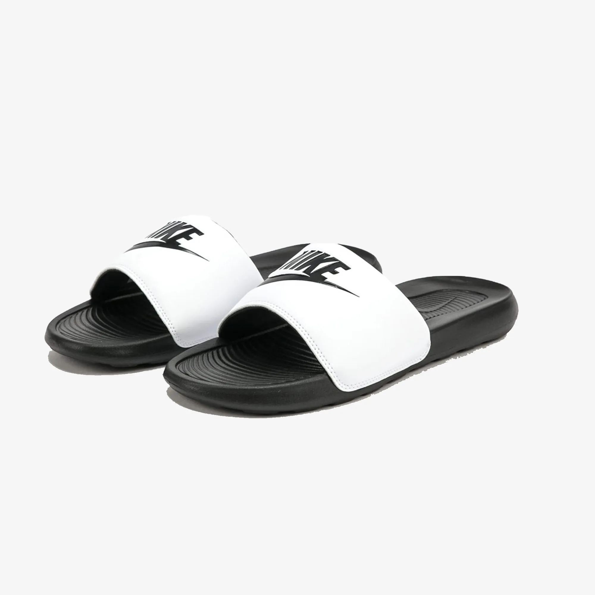 Work Walk Enhanced Flex Zones Nike | VICTORI ONE  { BLACK/BLACK-WHITE
