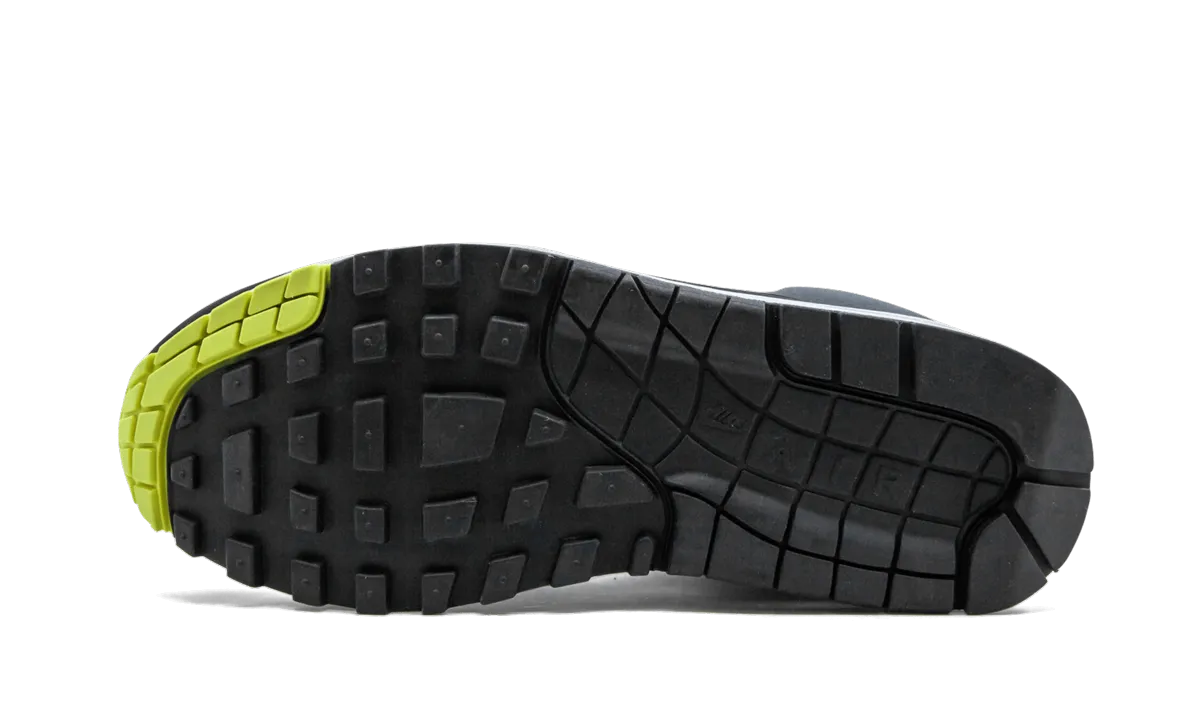 flat sole shoes beginner runner's shoe pick AIR MAX 1 MID SNKRBT P MNS WMNS "Black Volt"