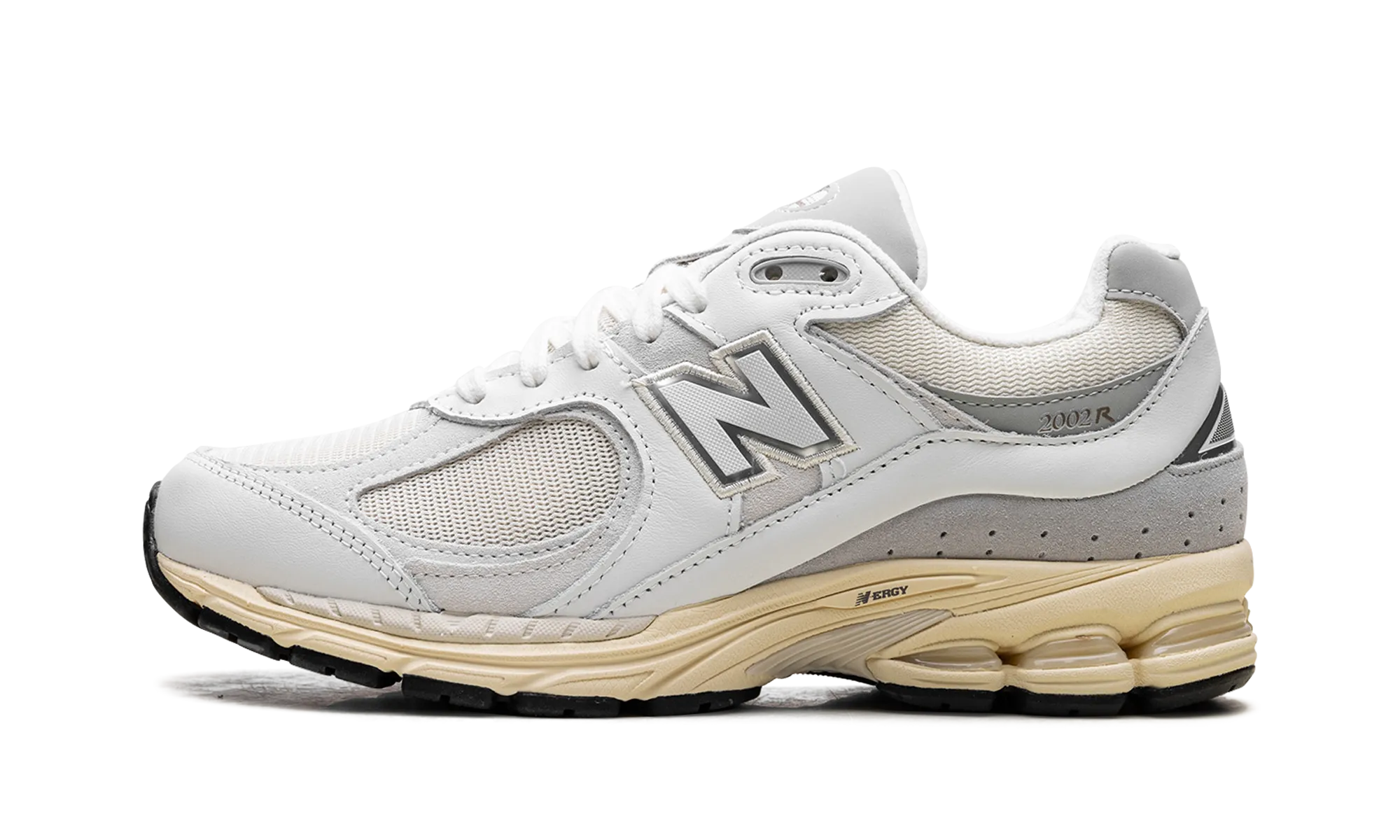 2002R "White Gold" obstacle - course running shoes tapered running shoes