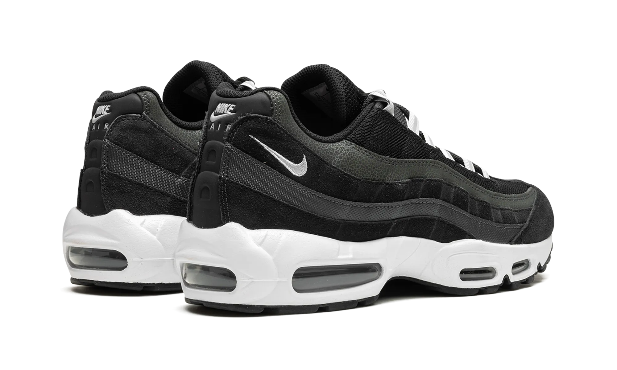Versatile Performance. Air Max 95 "Black / Pure Platinum"