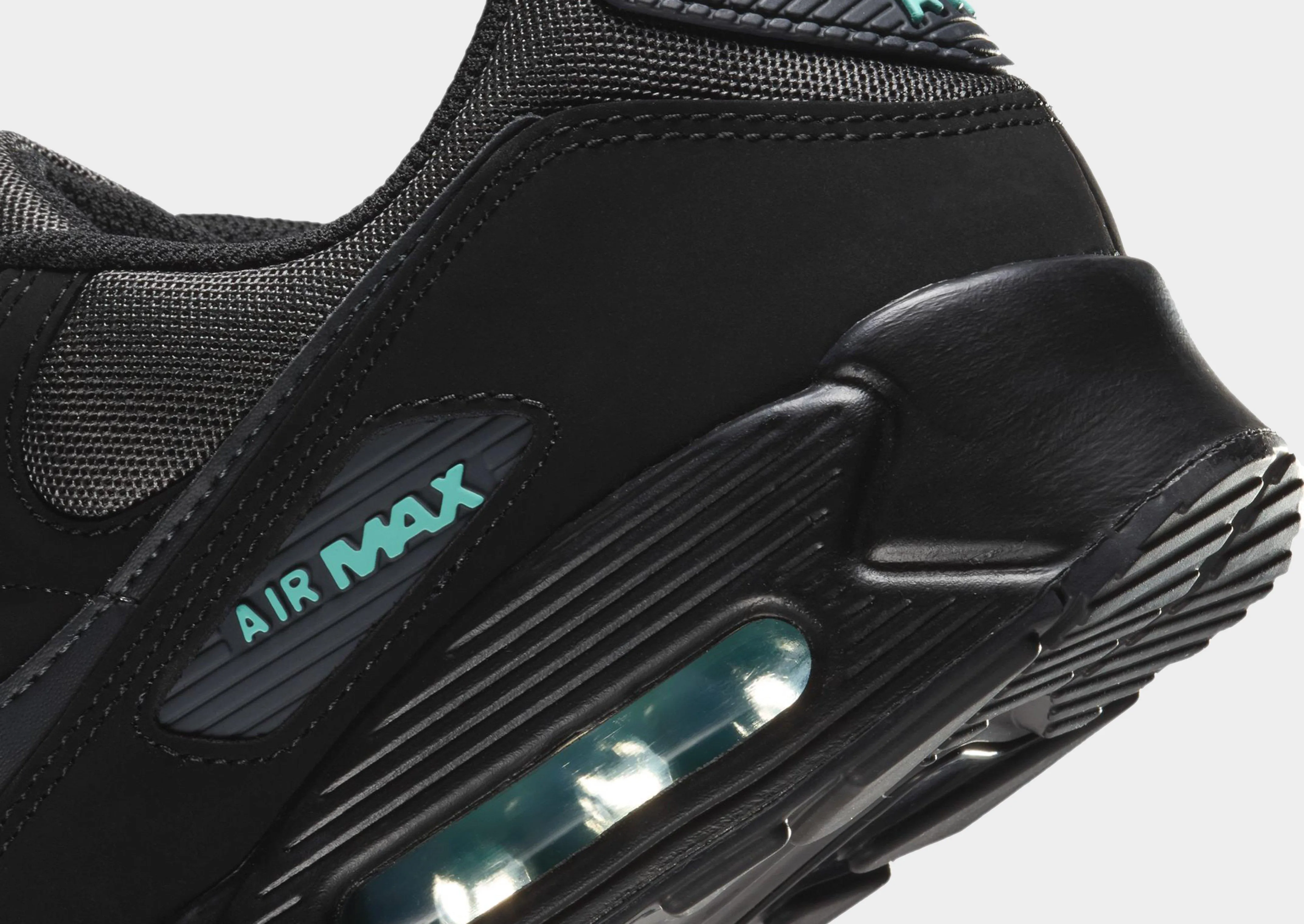Air Max 90 promotion - themed running wear