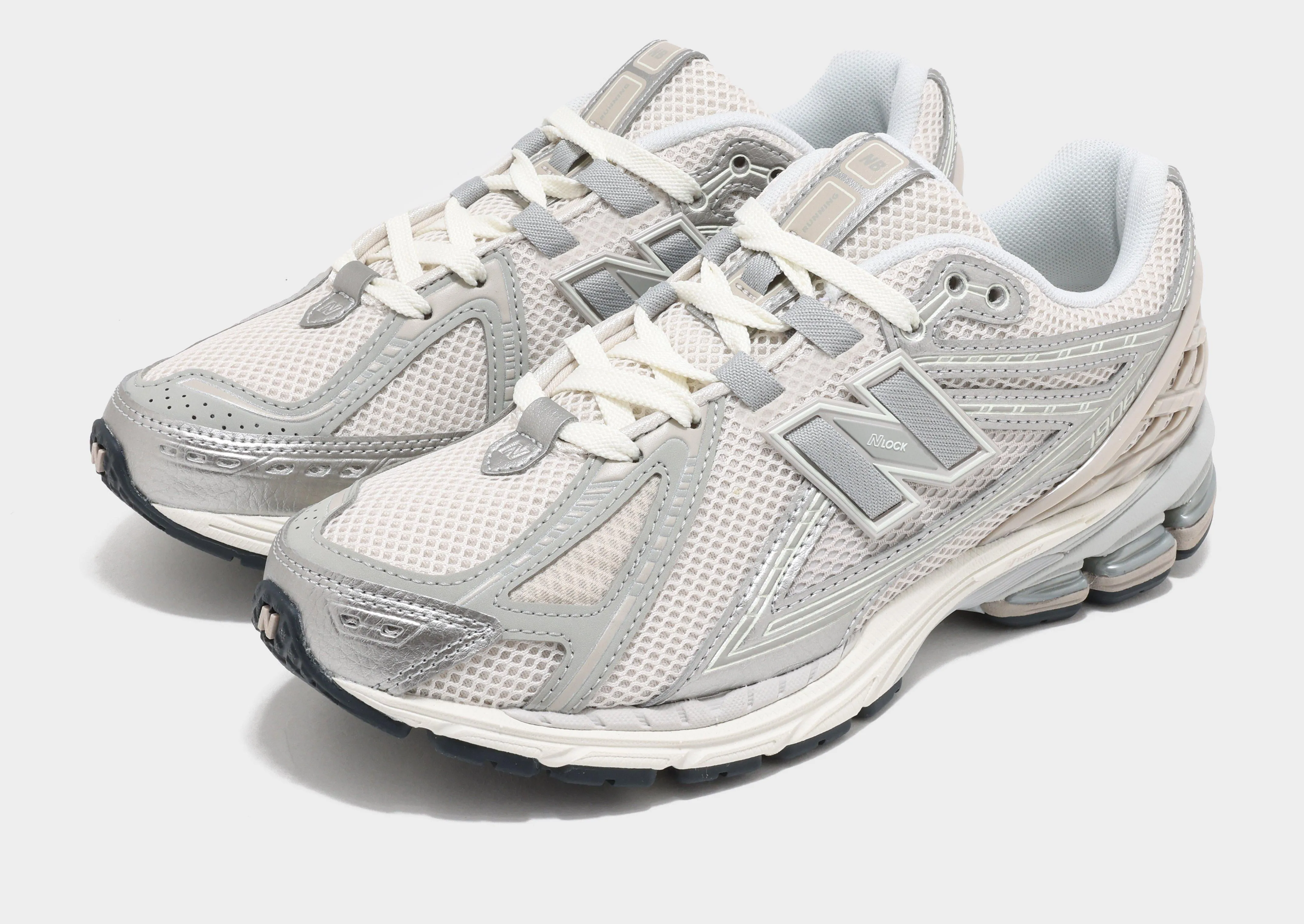 1906 Women's competitive running footwear arch - support