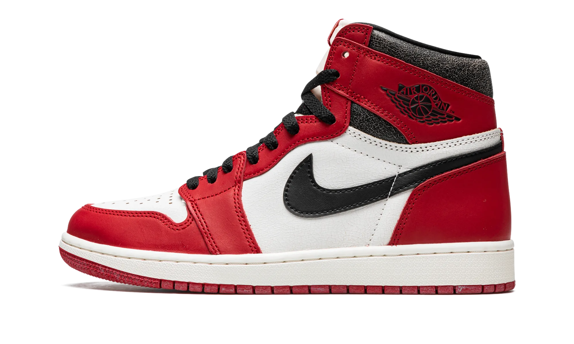 Air Jordan 1 Retro High OG "Chicago Lost and Found" Sleek Comfort