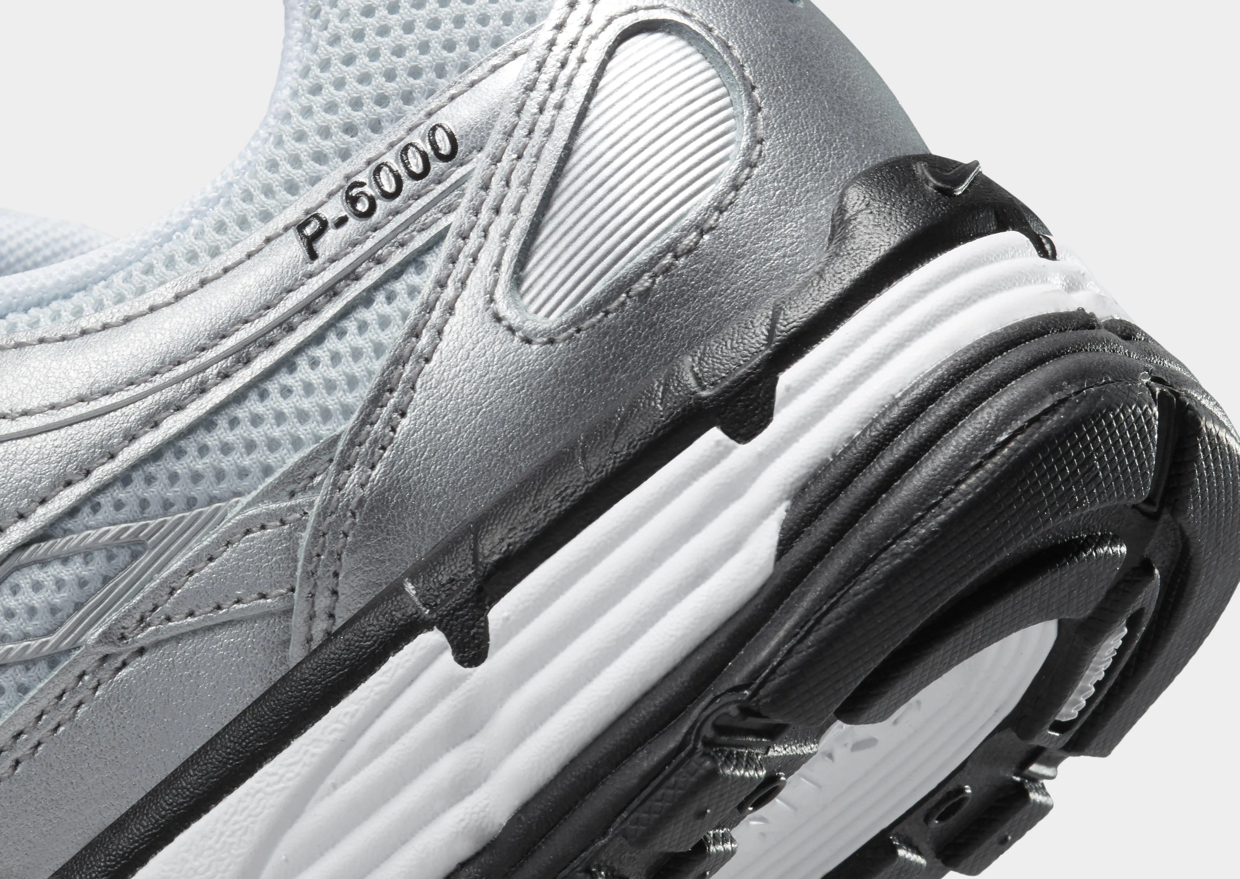 P-6000 Women's twistable running shoes
