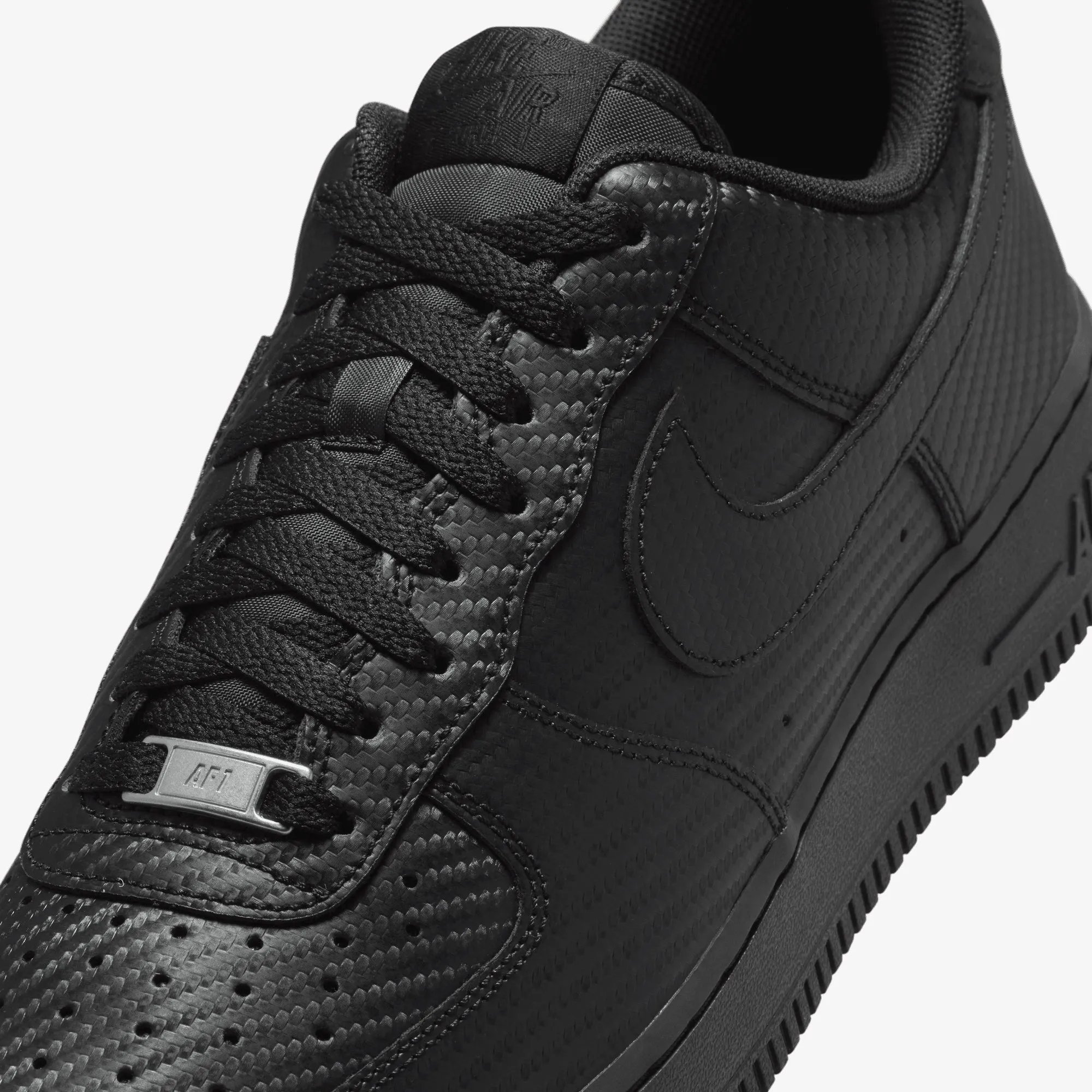 NIKE | AIR FORCE 1 '07 TEXTURE { BLACK/BLACK Temperature Regulating