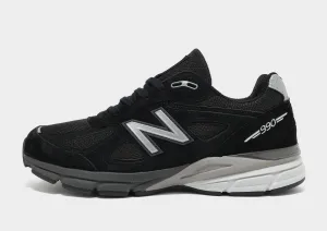 running in a seagrass meadow area shoes Made in USA 990v4