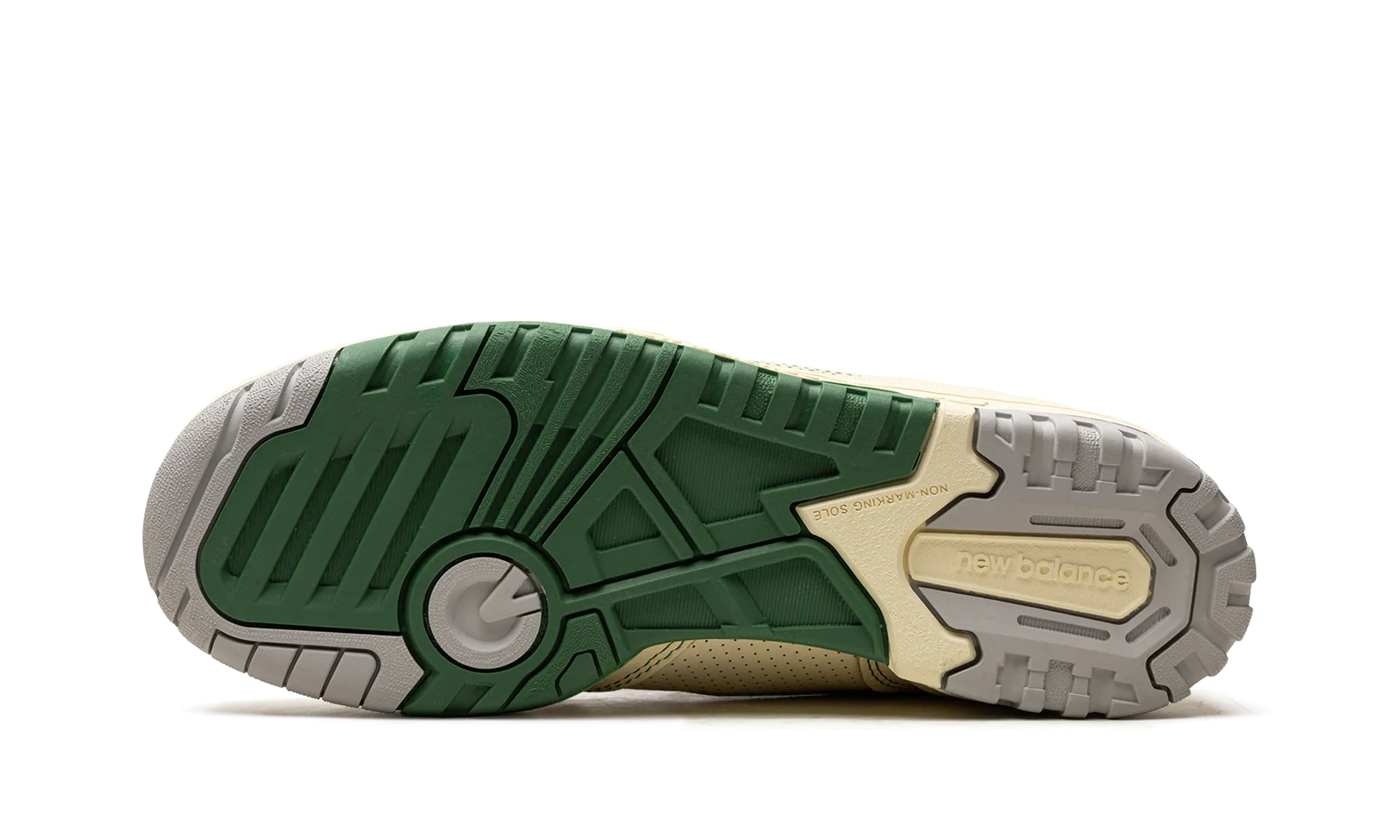 550 "Aim?? Leon Dore - Masaryk Community Gym - Green" neutral - colored shoes